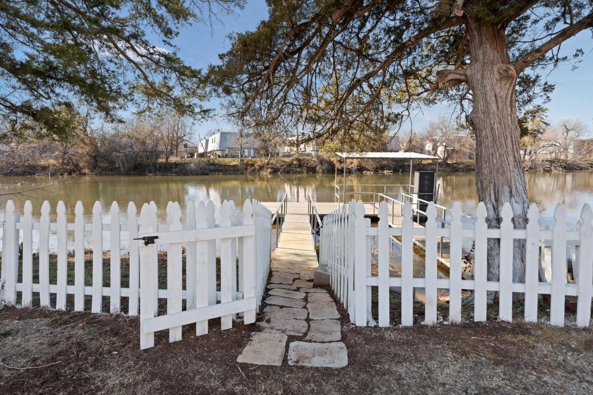 7BR Lakehome For Relocation & Extended Stays #NH