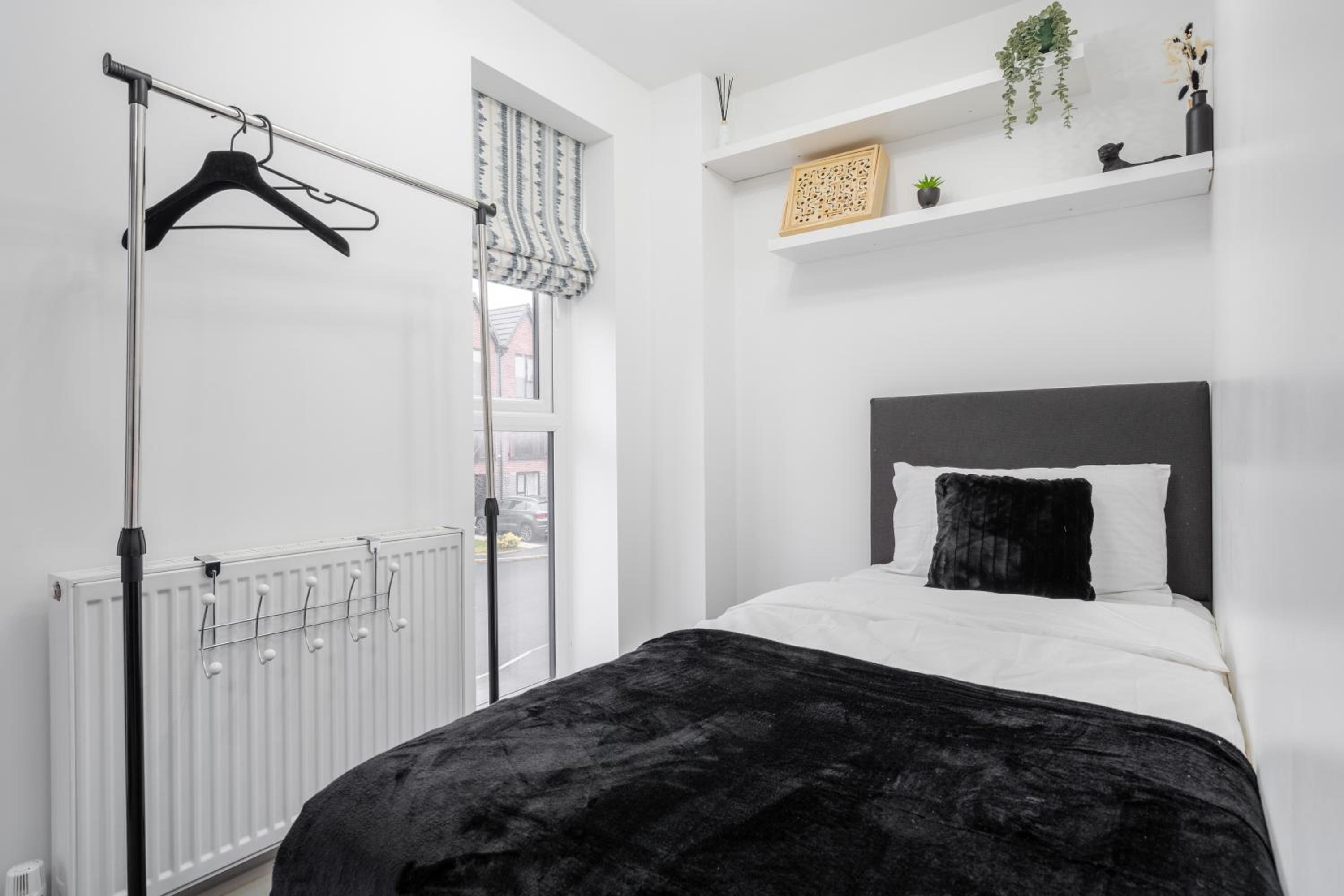 Stylish5 bed By Etihad and Coop live