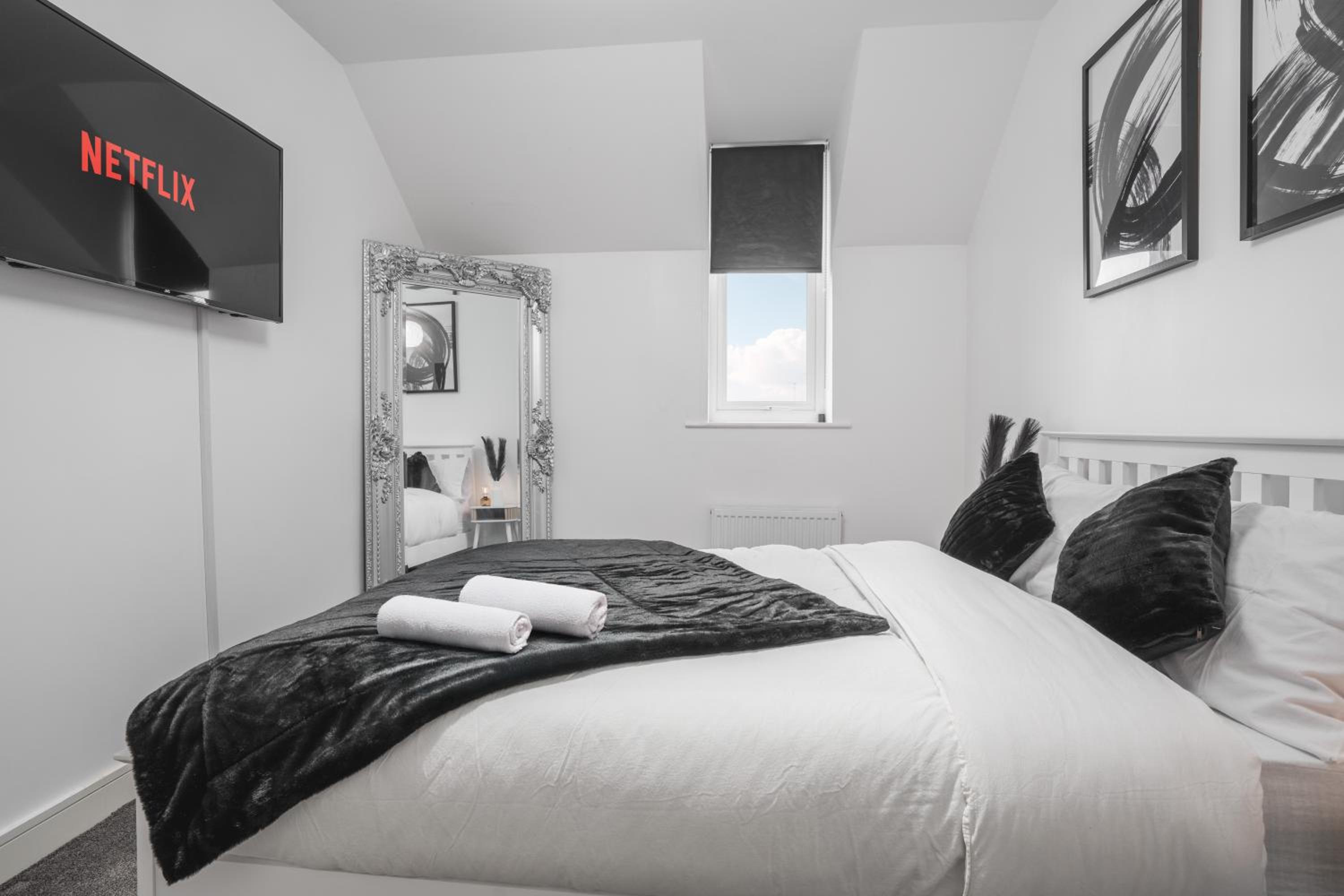 Stylish5 bed By Etihad and Coop live