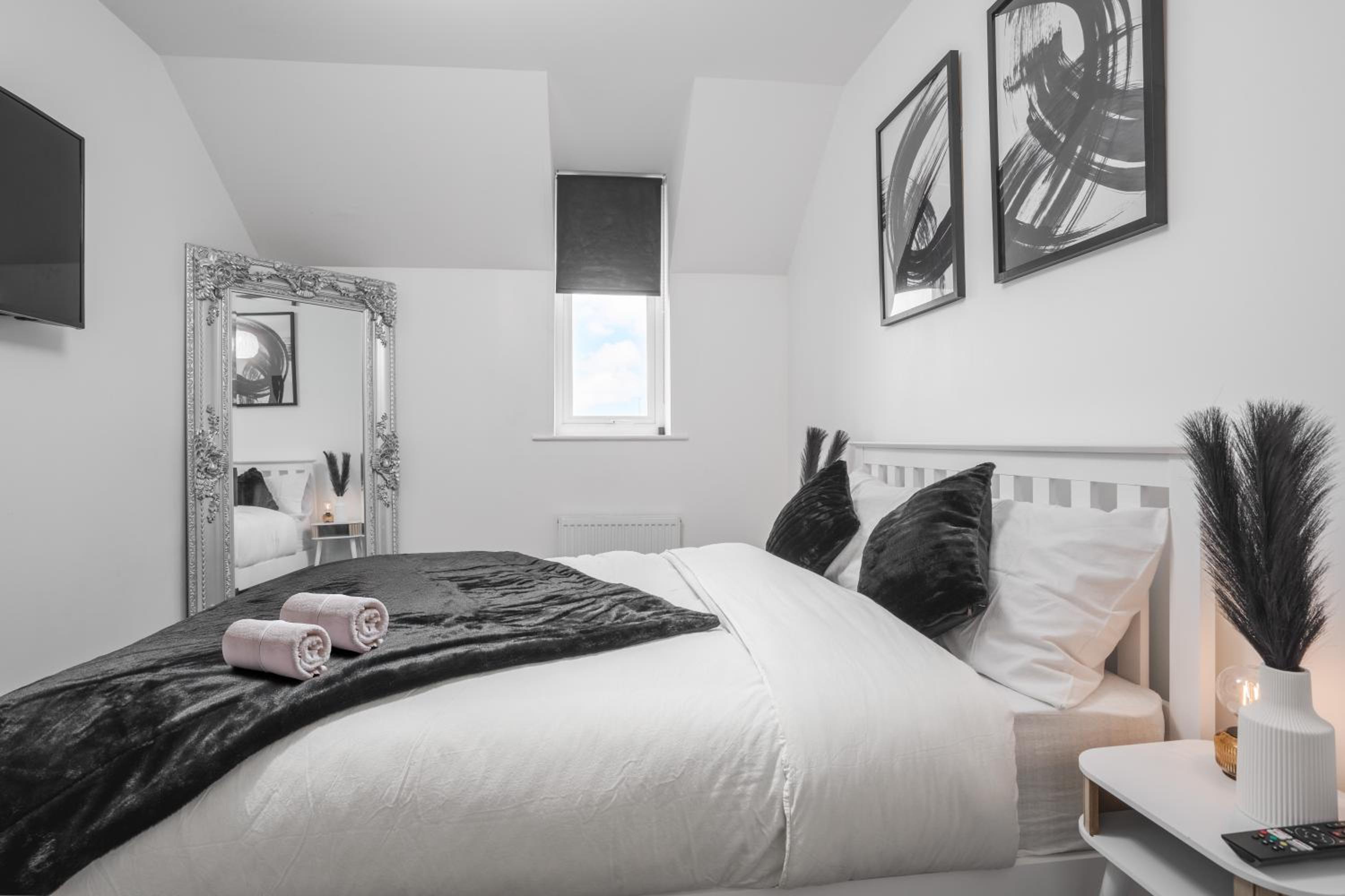 Stylish5 bed By Etihad and Coop live