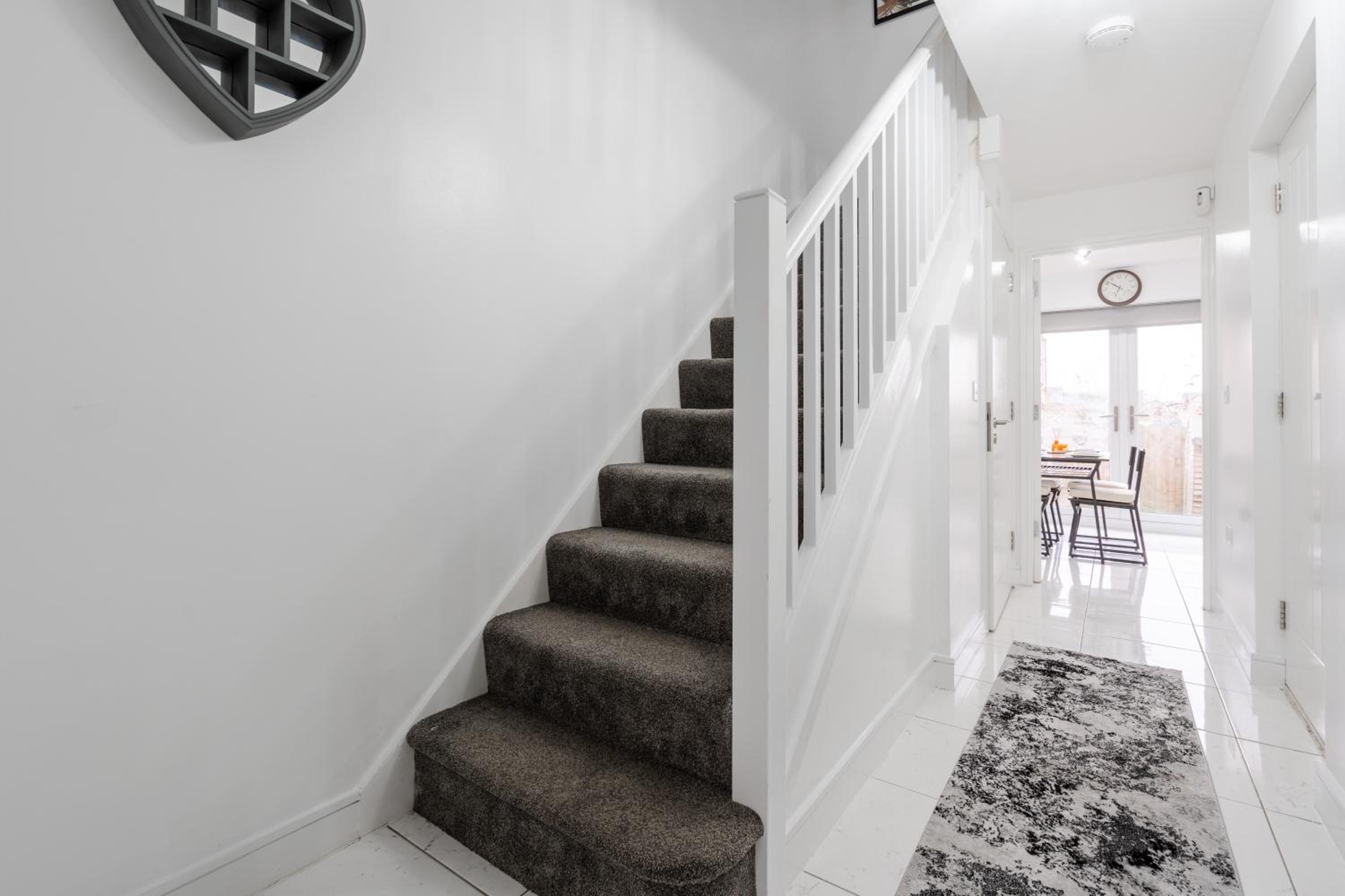 Stylish5 bed By Etihad and Coop live