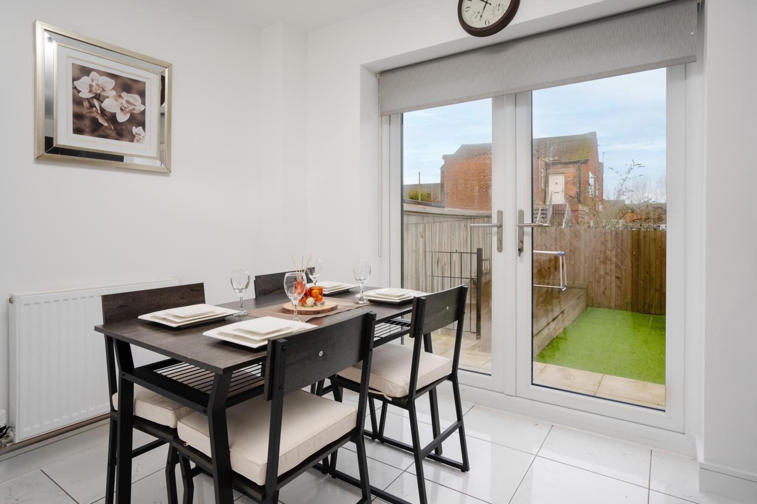 Stylish5 bed By Etihad and Coop live