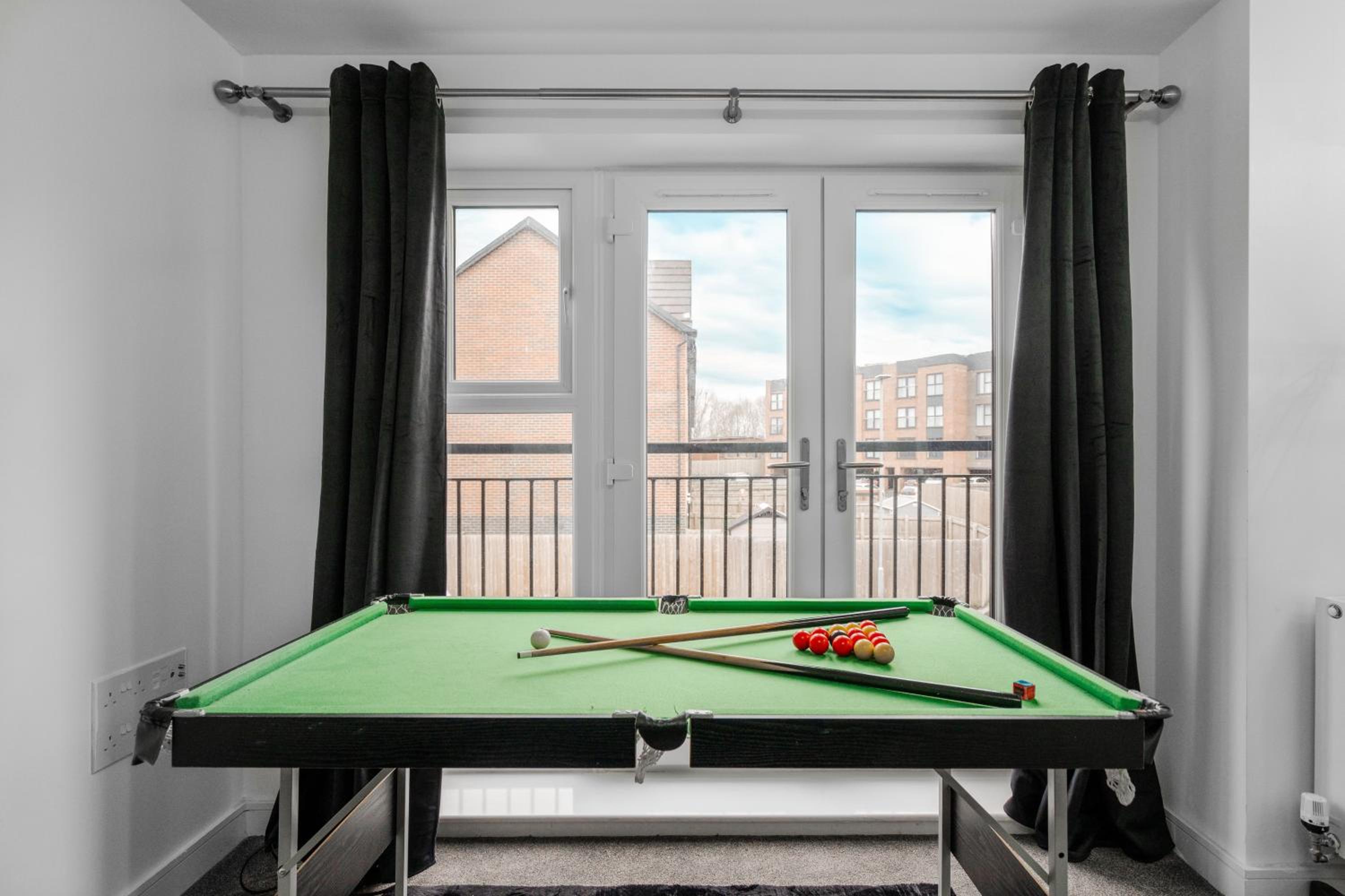 Stylish5 bed By Etihad and Coop live