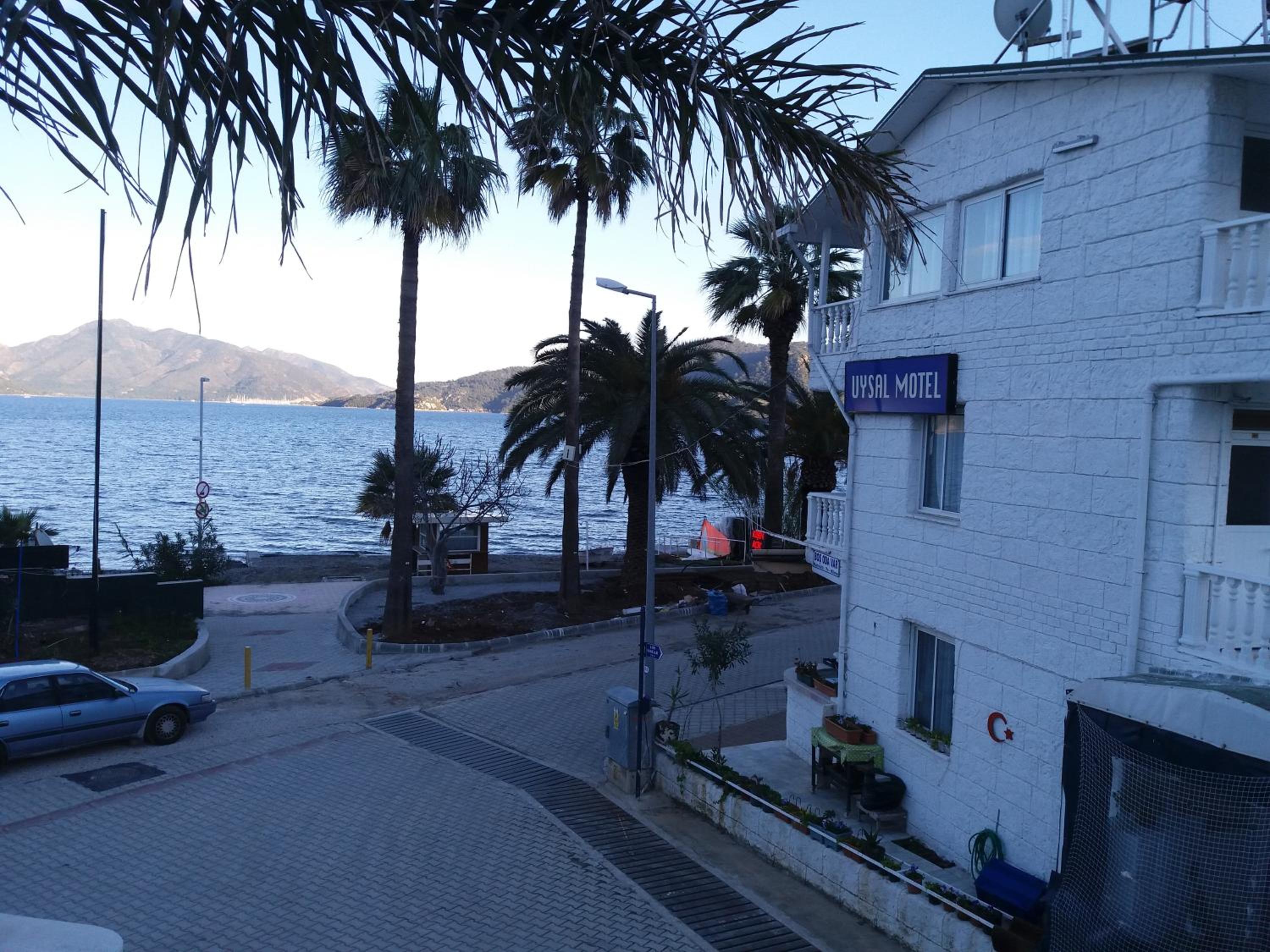 Uysal Motel Beach