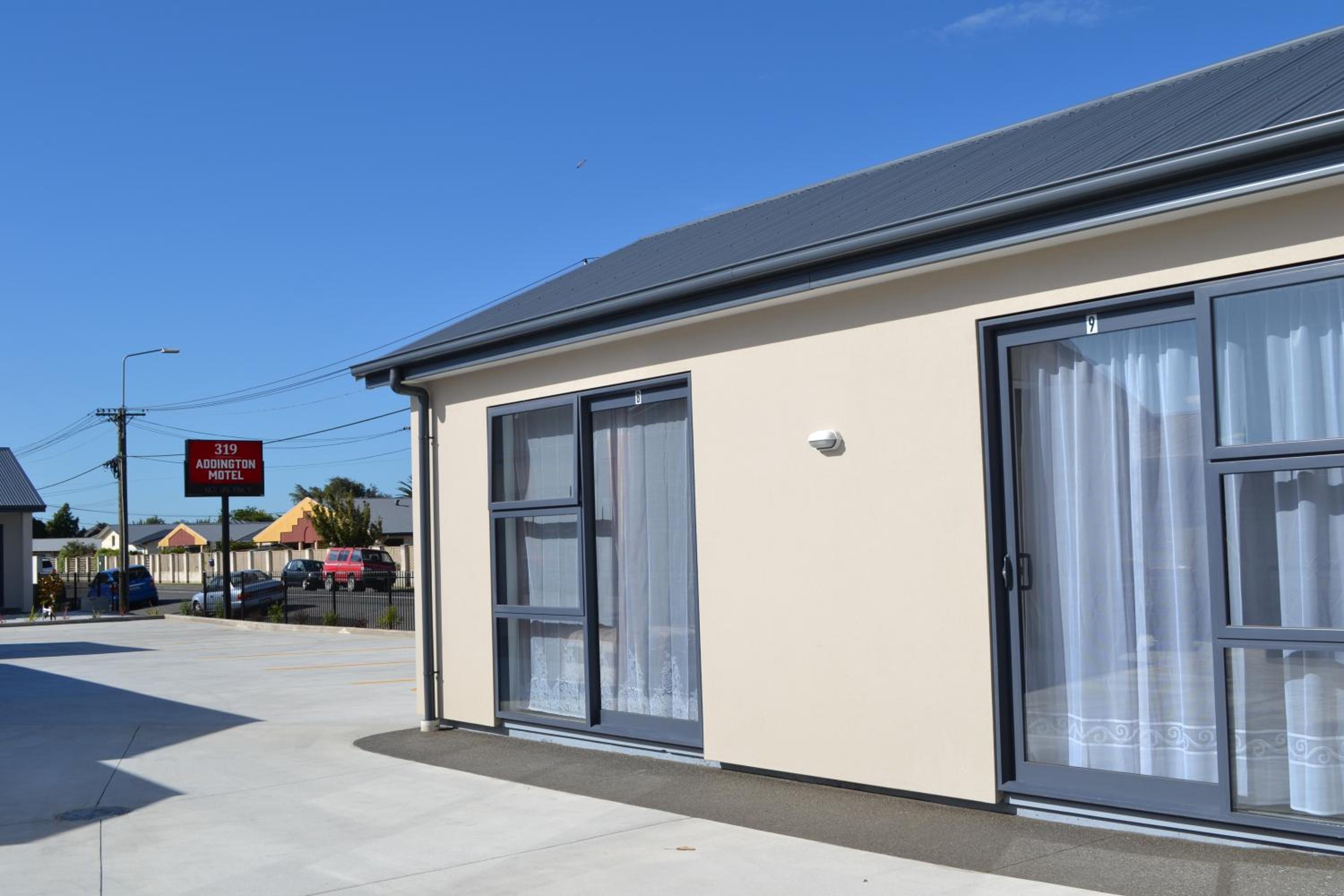 319 Addington Motel
