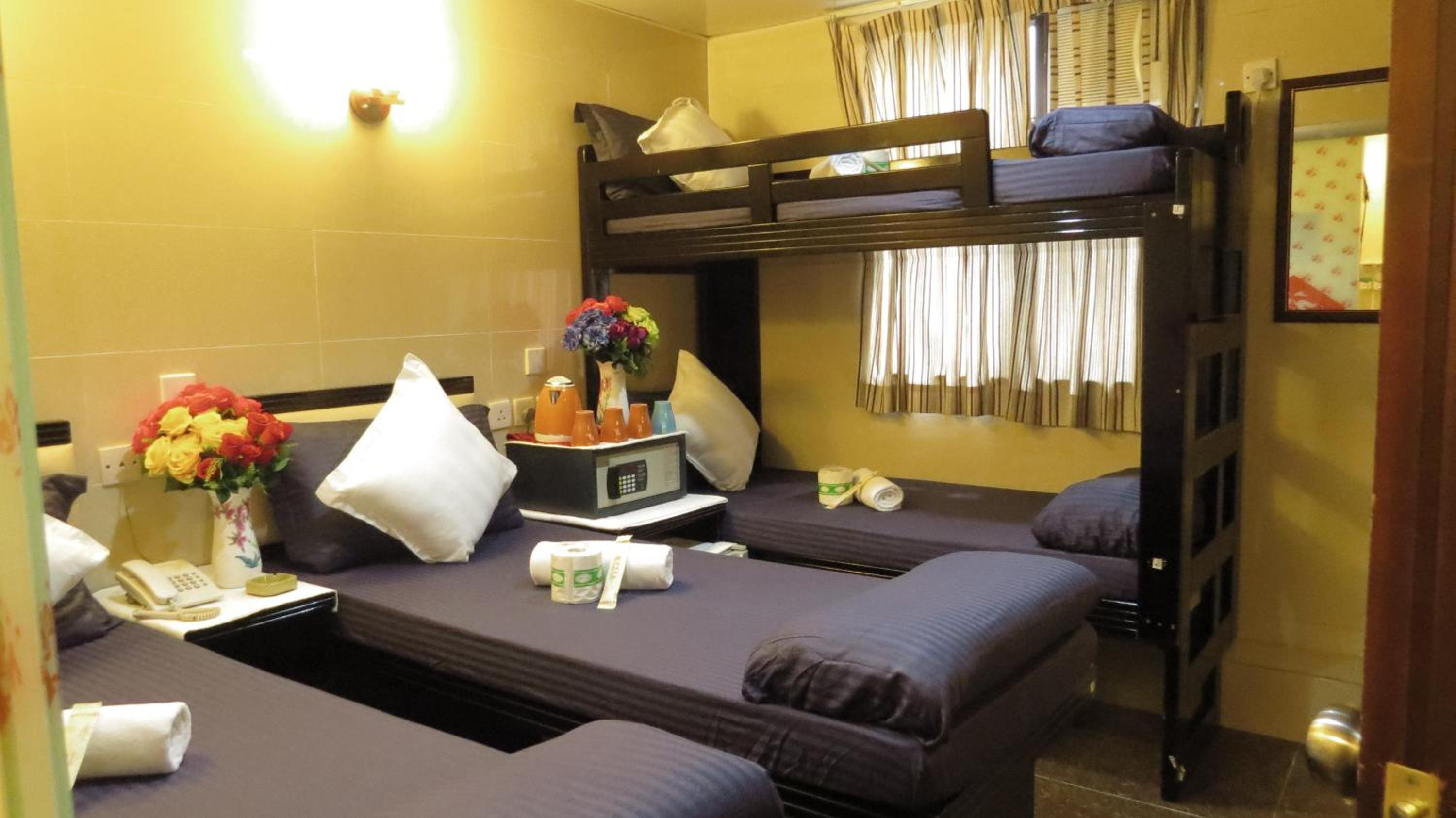 Germany Hostel Block D 24 HOUR RECEPTION 10TH FLOOR FLAT D8