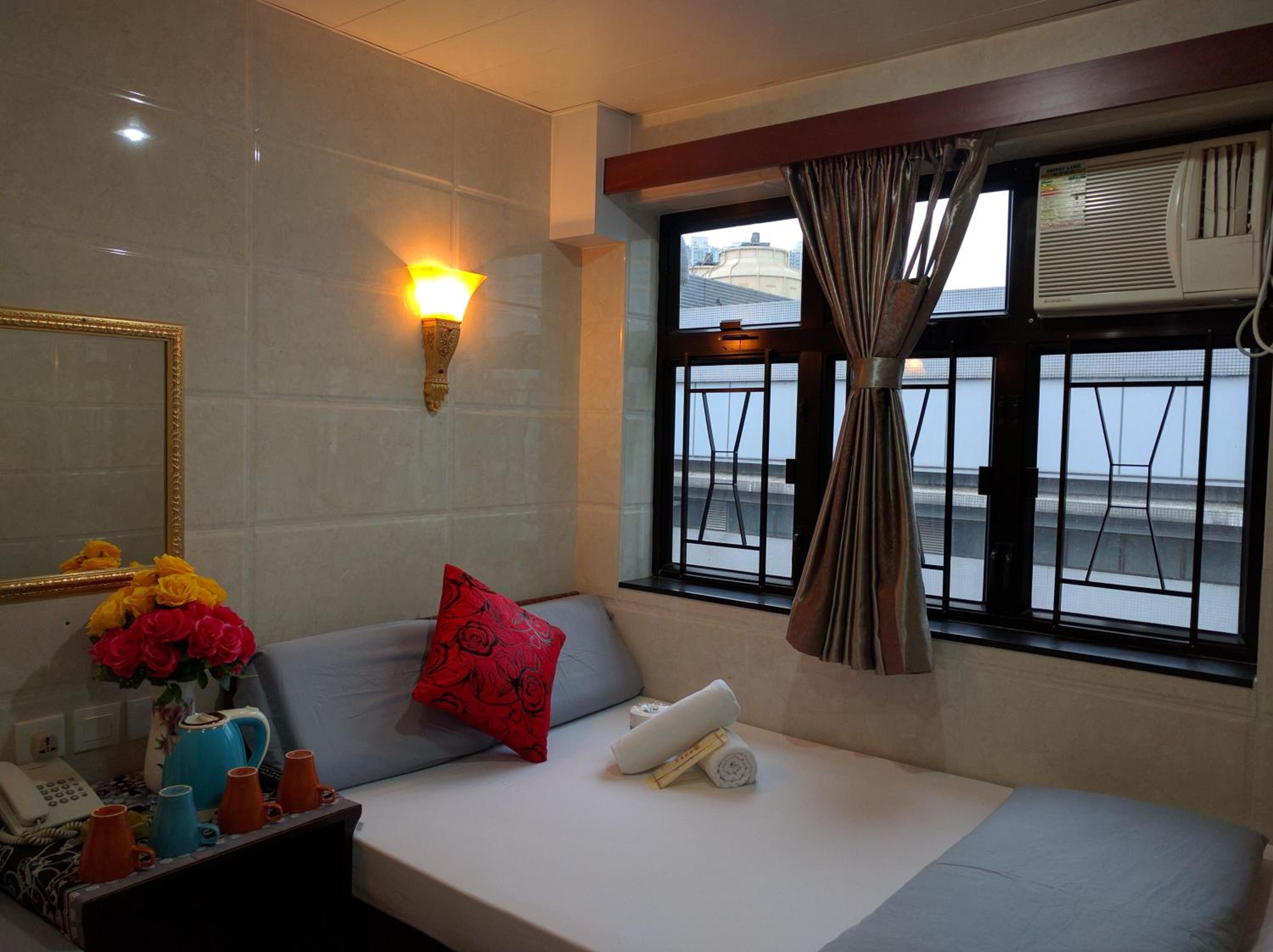Germany Hostel Block D 24 HOUR RECEPTION 10TH FLOOR FLAT D8