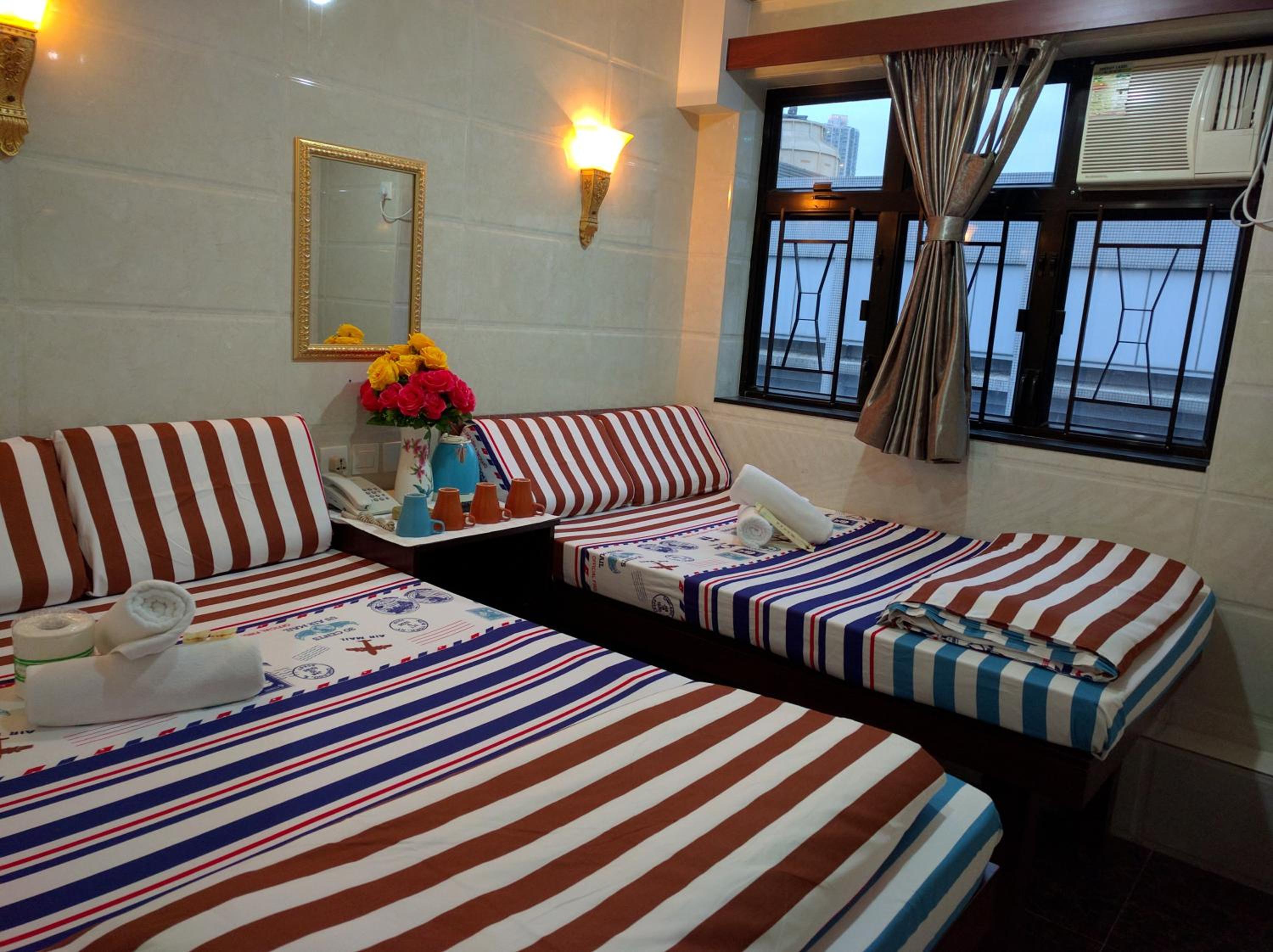 Germany Hostel Block D 24 HOUR RECEPTION 10TH FLOOR FLAT D8
