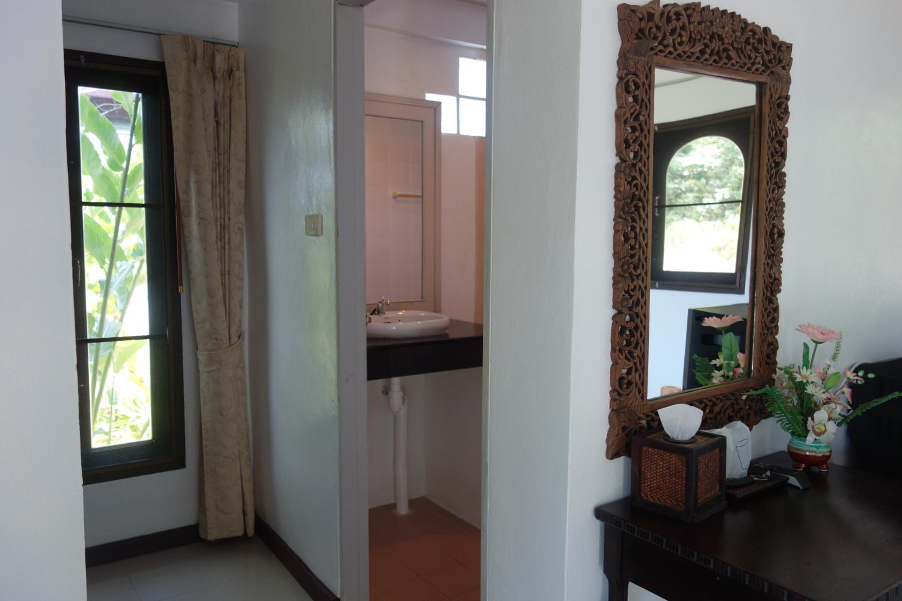 Khaolak Hillside Villa