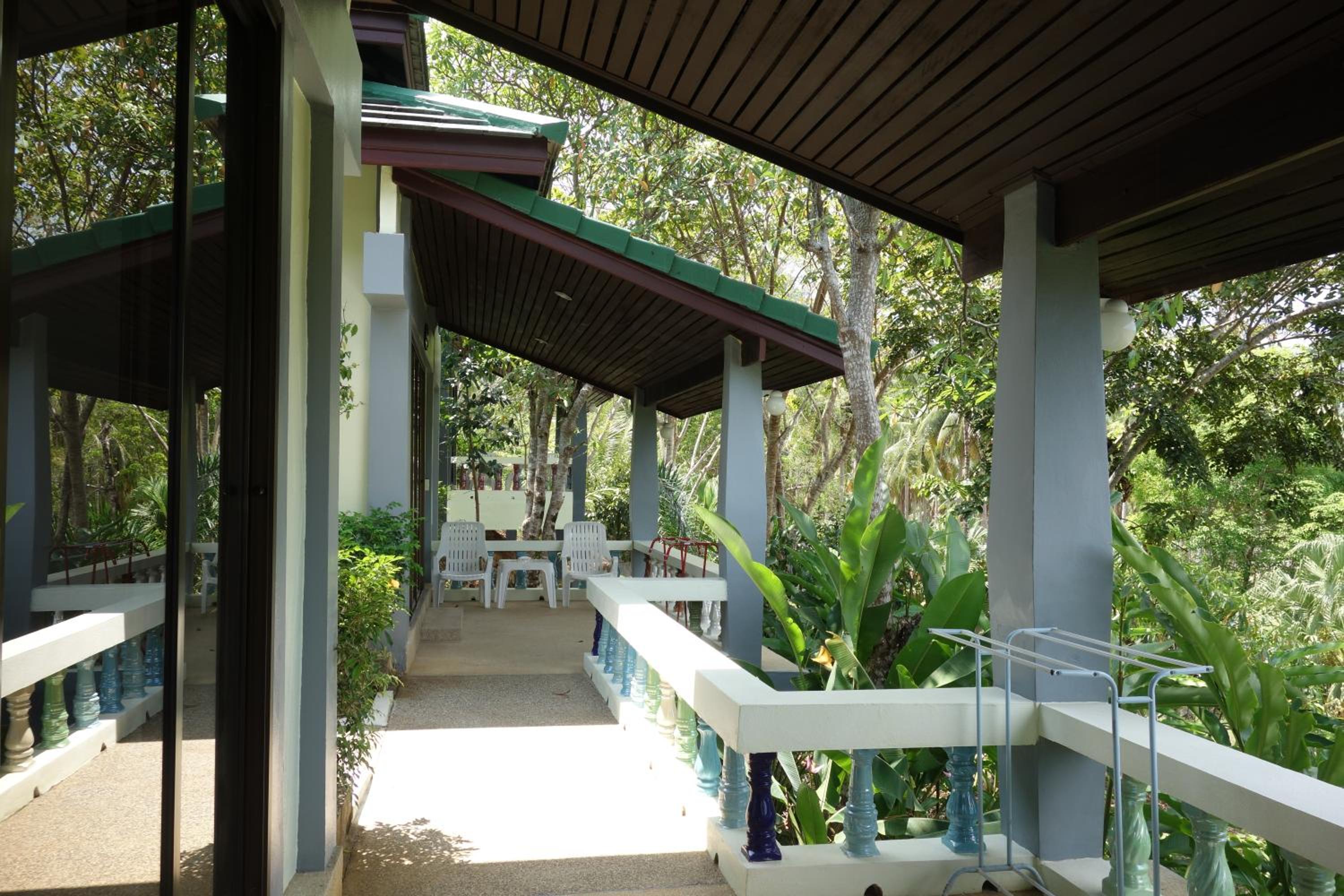 Khaolak Hillside Villa