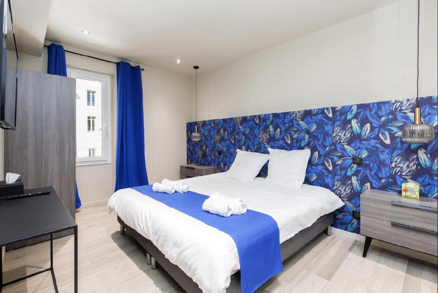 3 Bed - Ascenseur - 2 min du Palais - Climatisé
