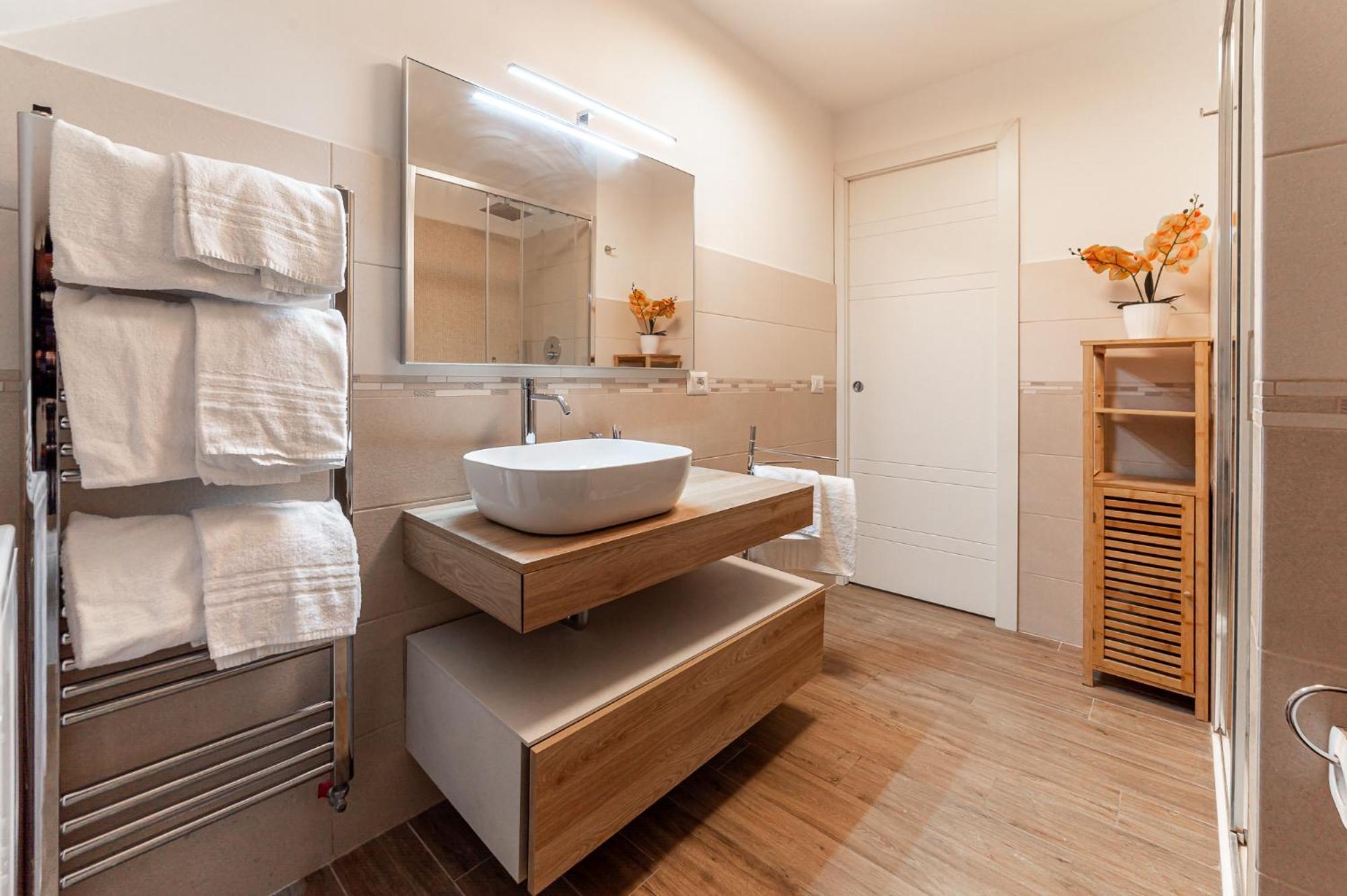 Elegant Penthouse - Metro Conca d'Oro & Terrace