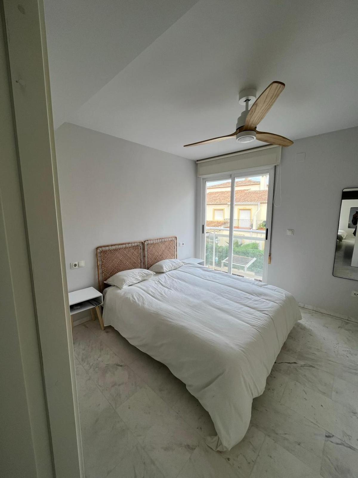 Spacious townhouse in Jávea with swimming pool