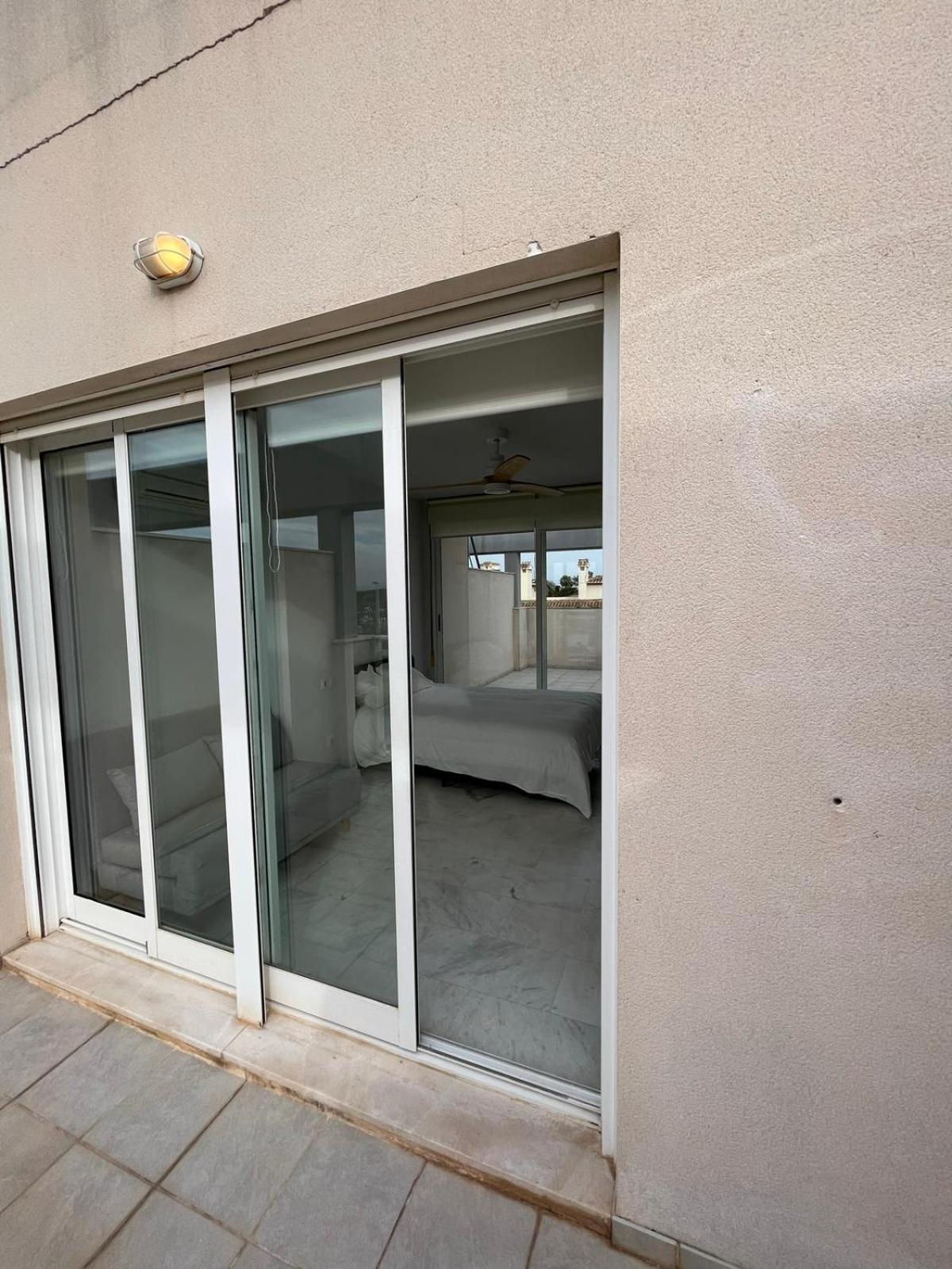 Spacious townhouse in Jávea with swimming pool