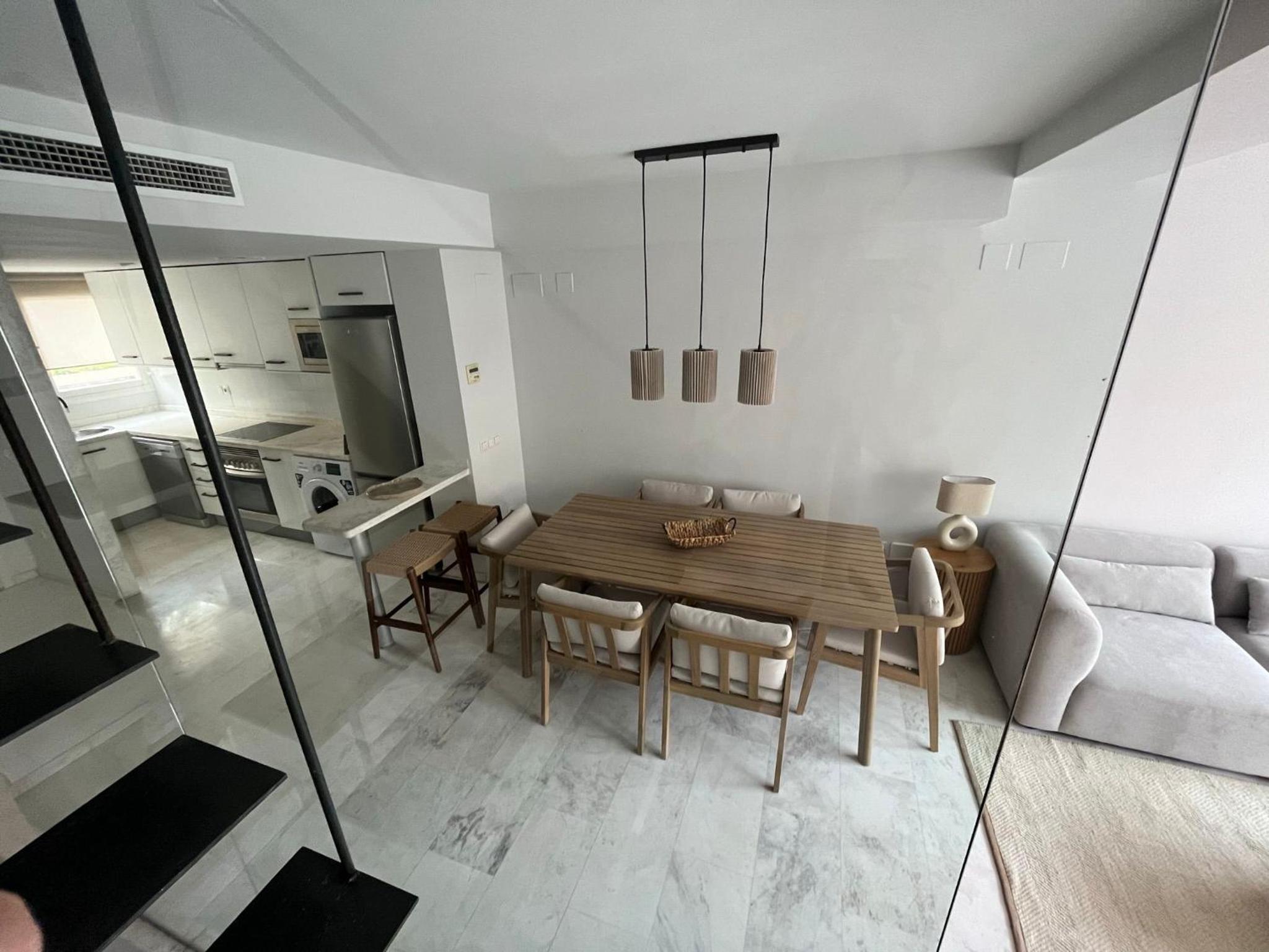 Spacious townhouse in Jávea with swimming pool