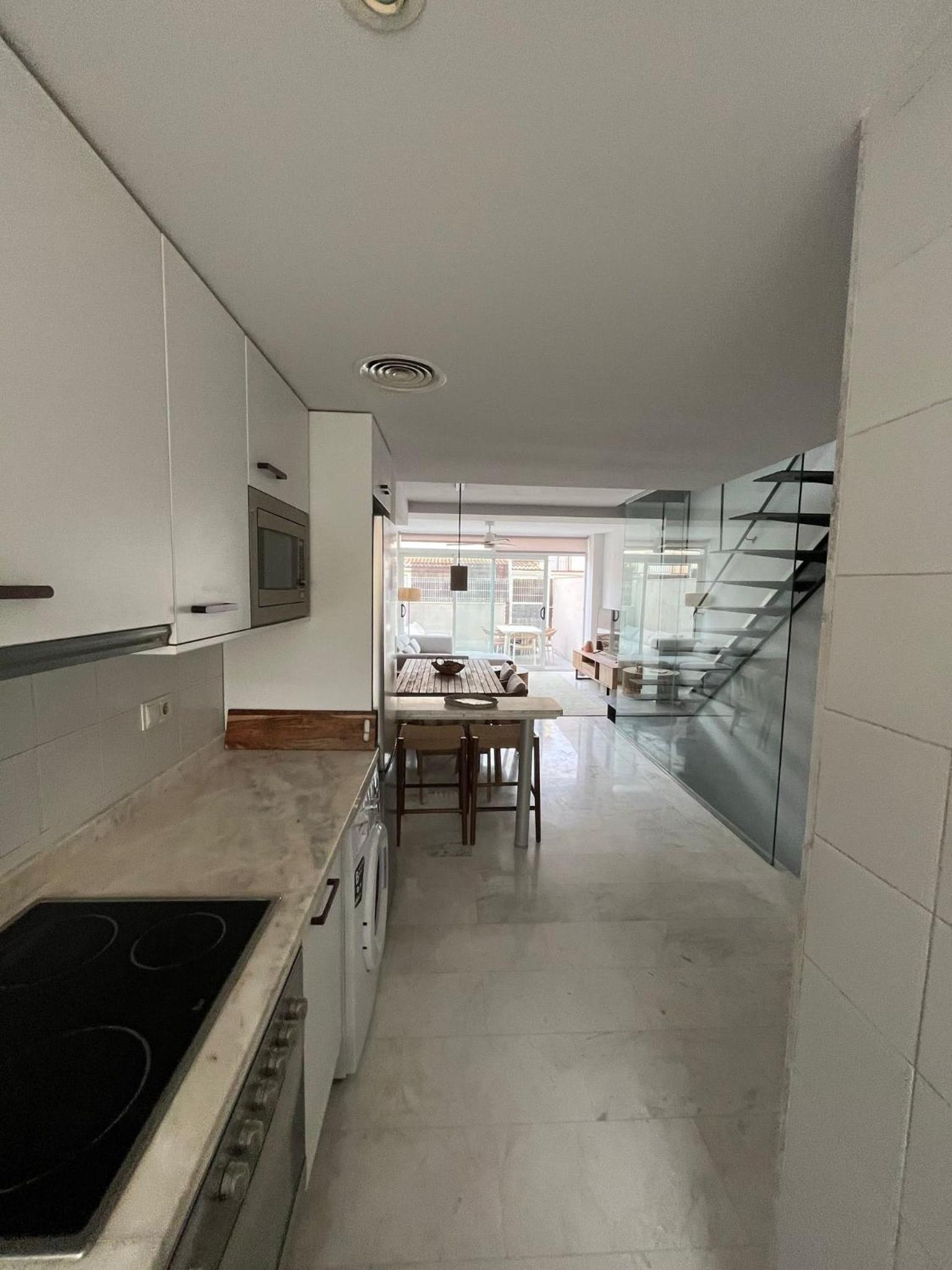 Spacious townhouse in Jávea with swimming pool