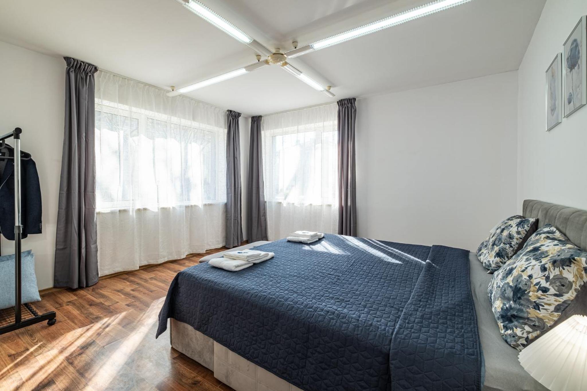 Excellent 2BR Flat In downtown