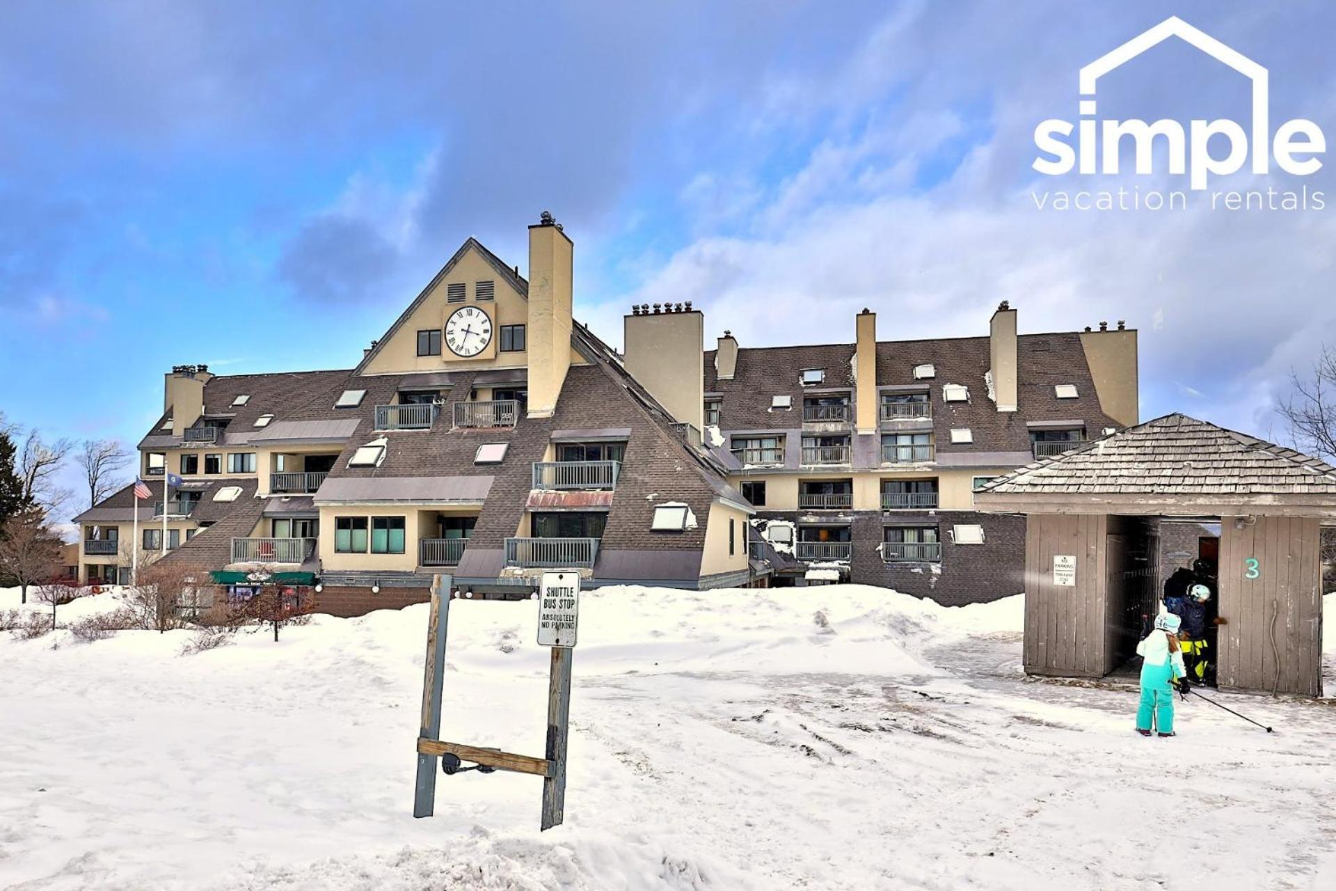 Mountain Green Resort - 2BR, 2BA Renovated Condo, Pool, Hot Tub, Shuttle, Gym, Restaurant
