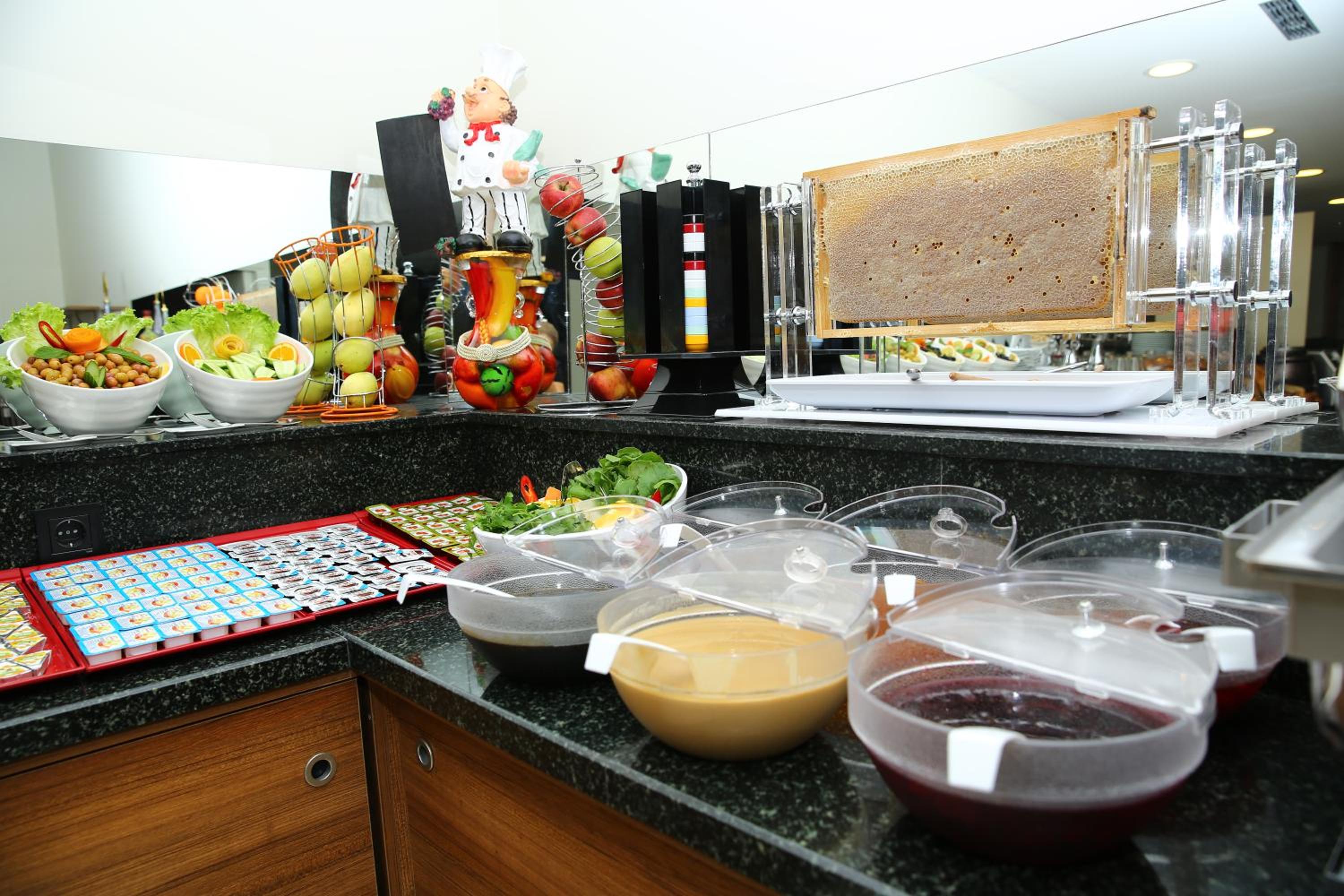 Golden Lounge Otel - Image 40