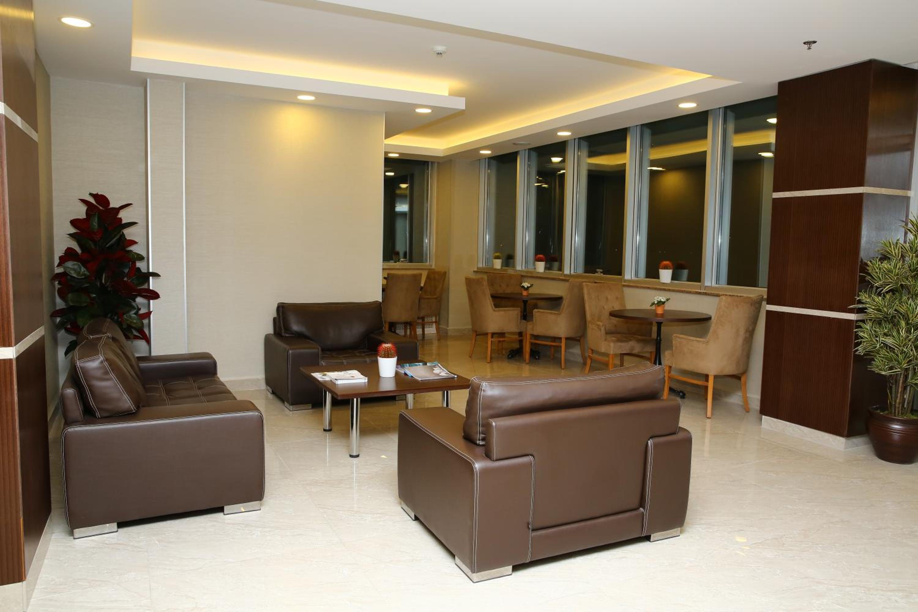 Golden Lounge Otel - Image 38