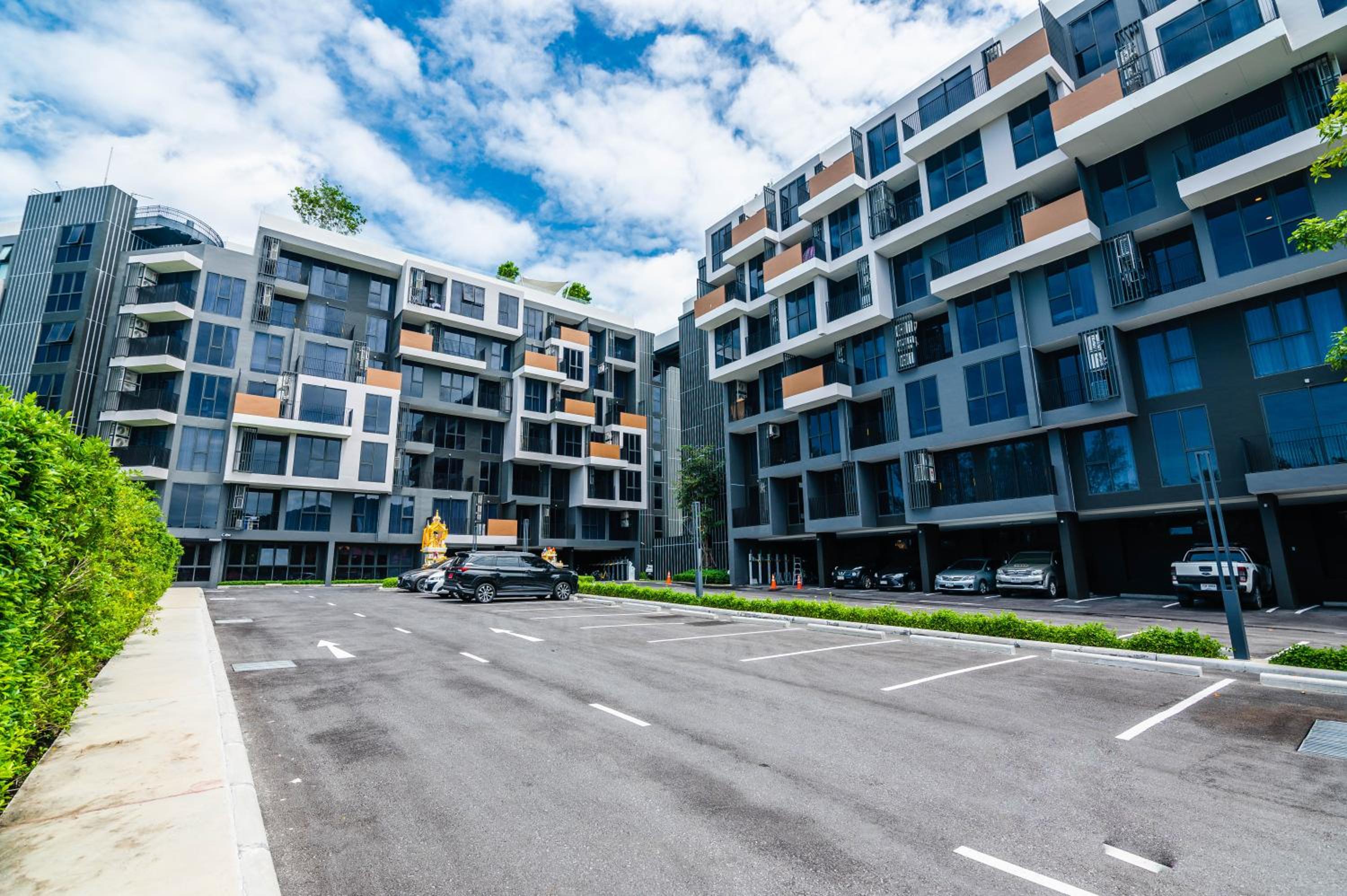 Skypark Aurora in Laguna by Banyan Living