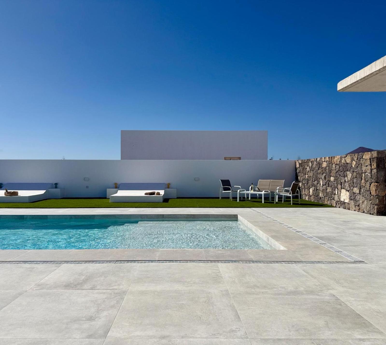 Canaryislandshost I Calma