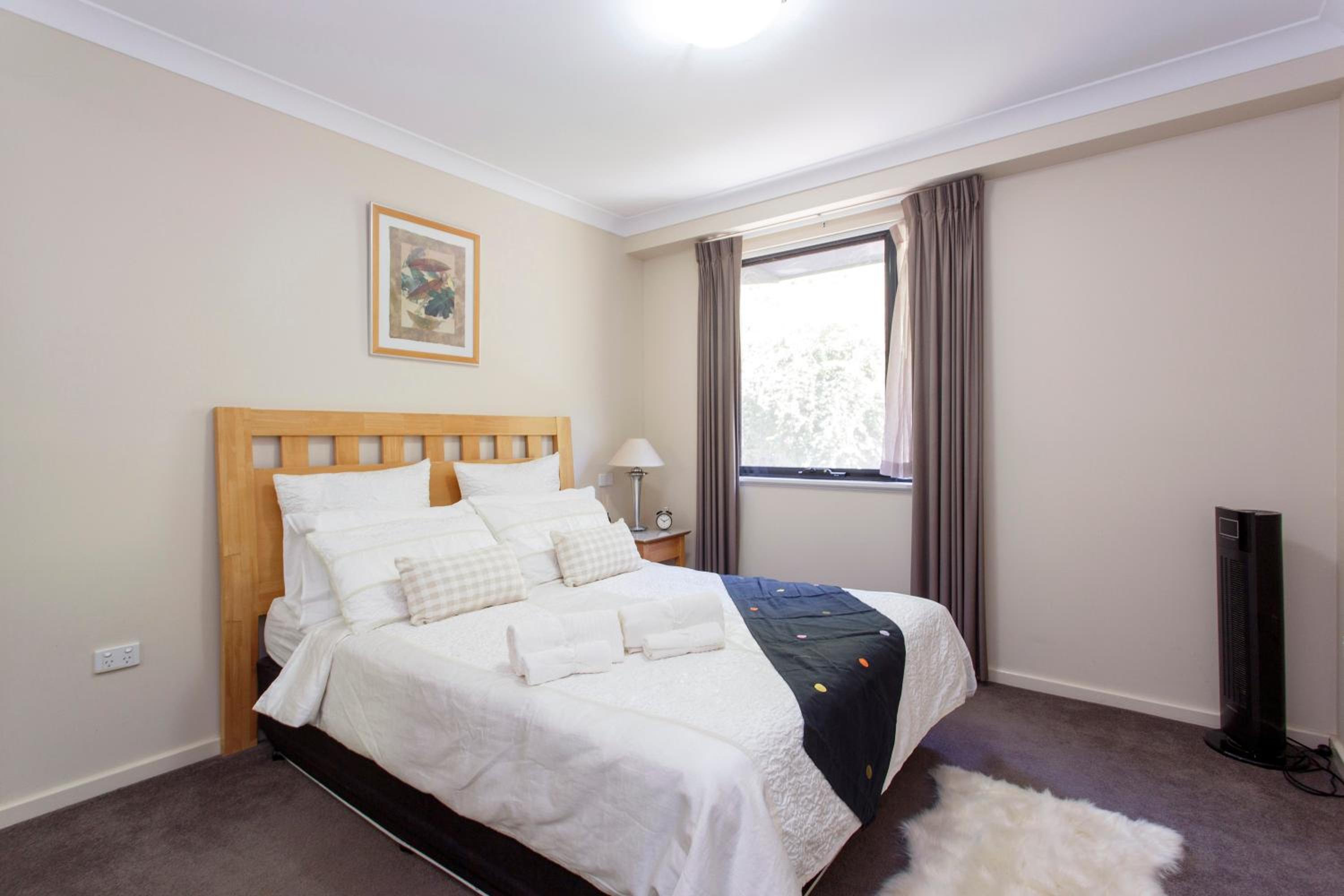 Resort-style living in Perth CBD - 2X2 Apt