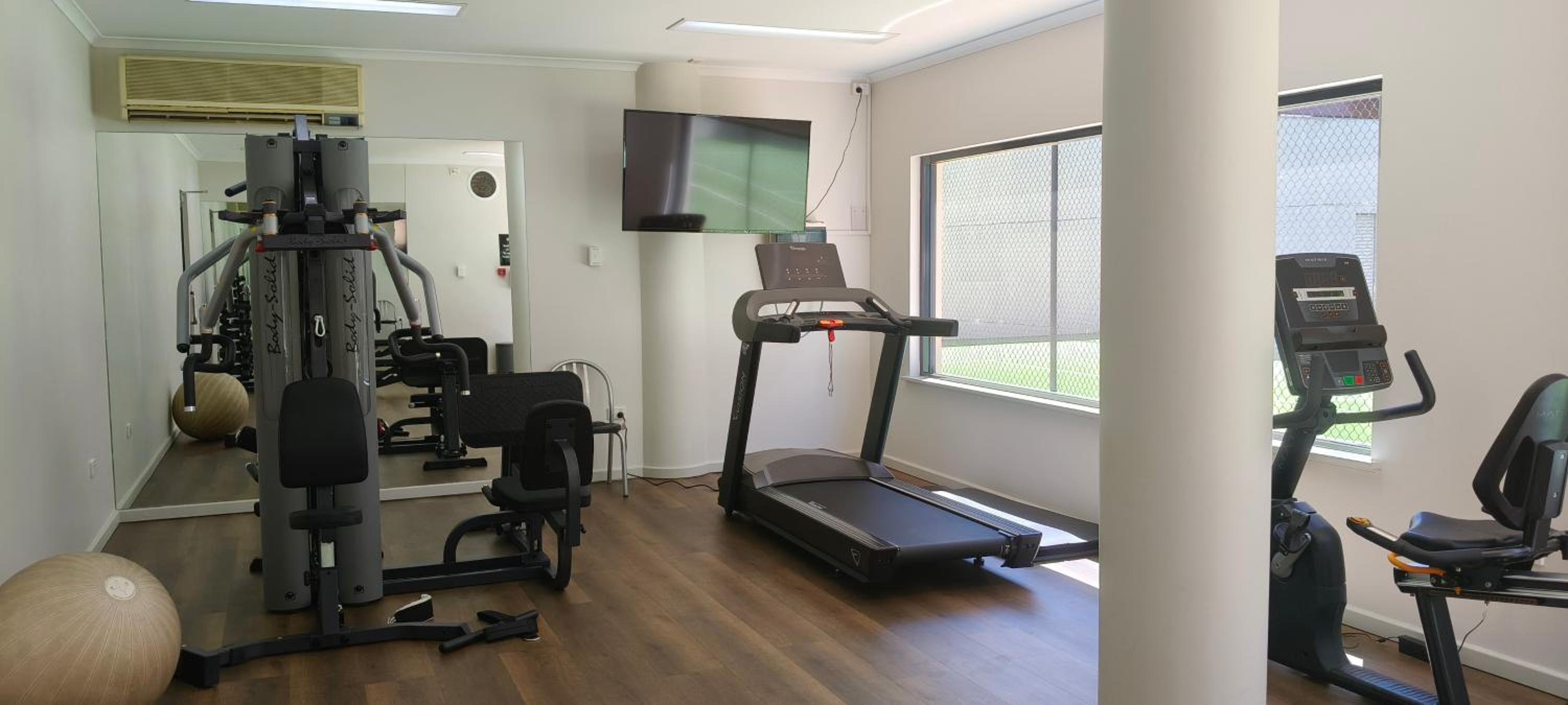Resort-style living in Perth CBD - 2X2 Apt