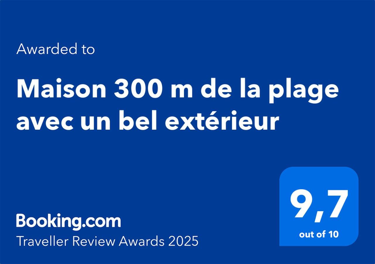 Maison 300 m de la plage avec un bel extérieur