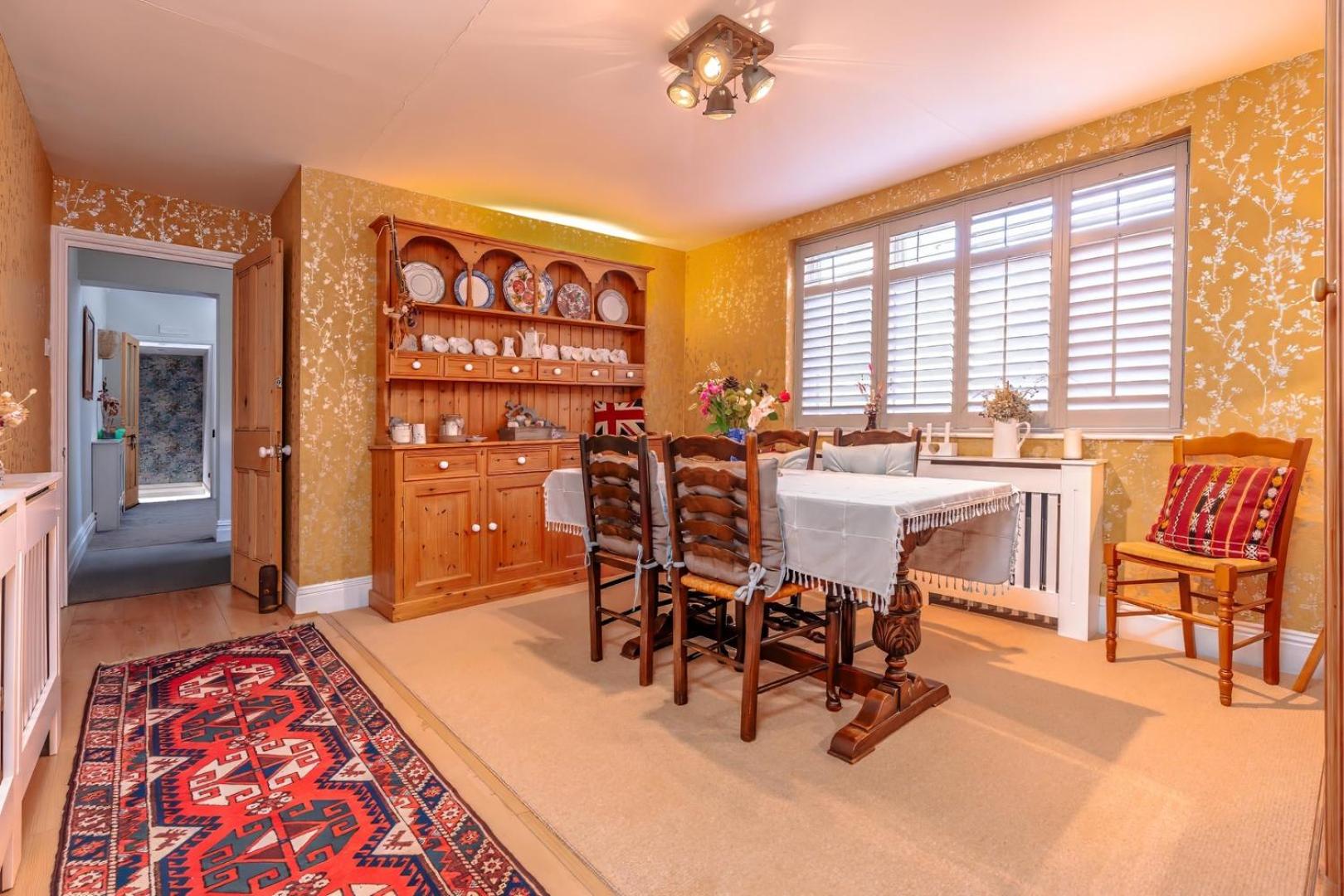 Garden Flat with Private Sauna and Wood Burner