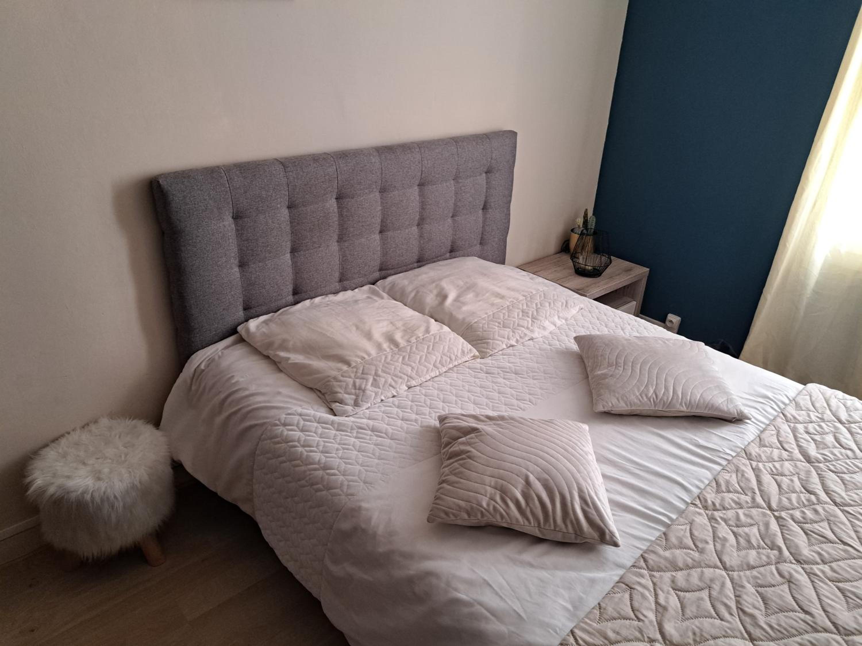 Chambre spacieuse nimes quartier populaire