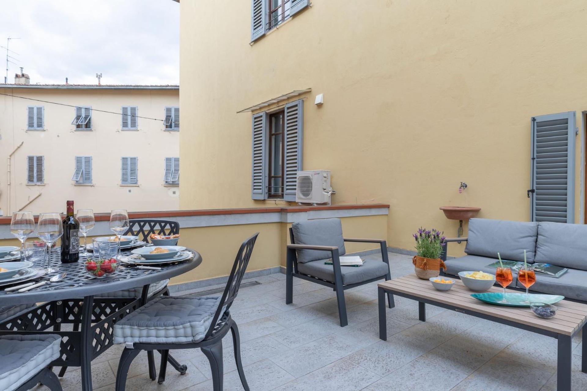 Florence Design apartment with large terrace