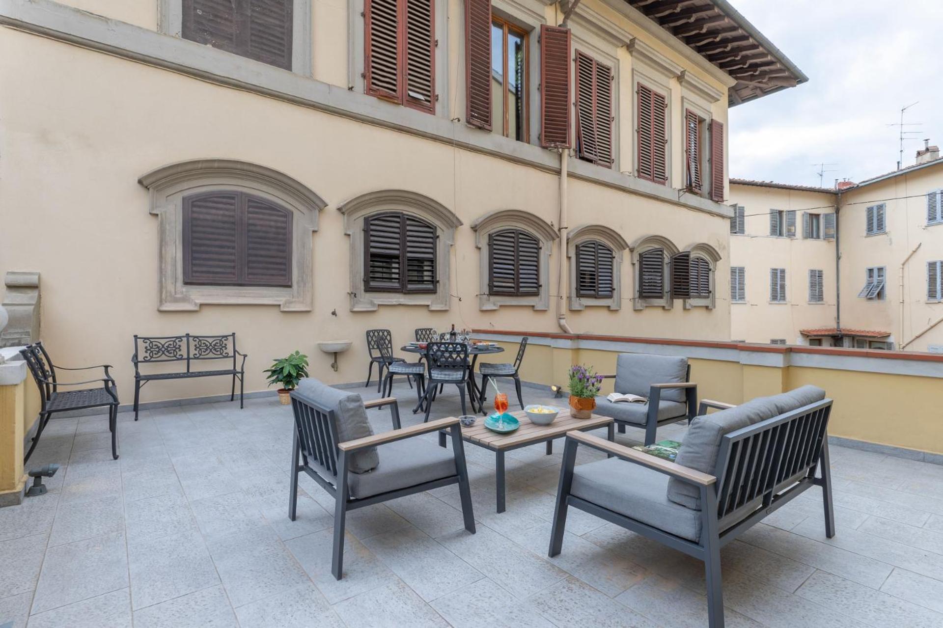 Florence Design apartment with large terrace