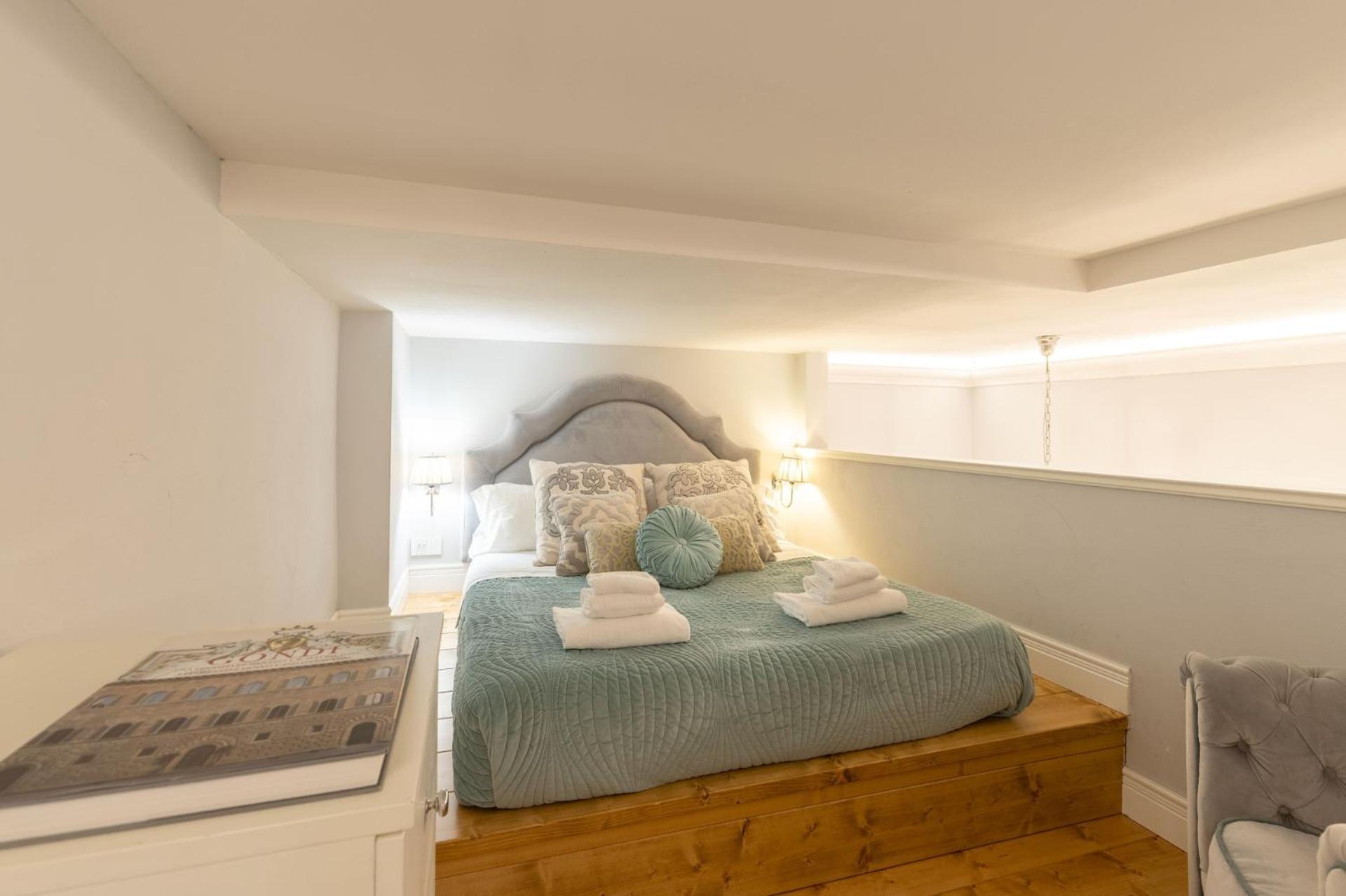 Florence Design apartment with large terrace