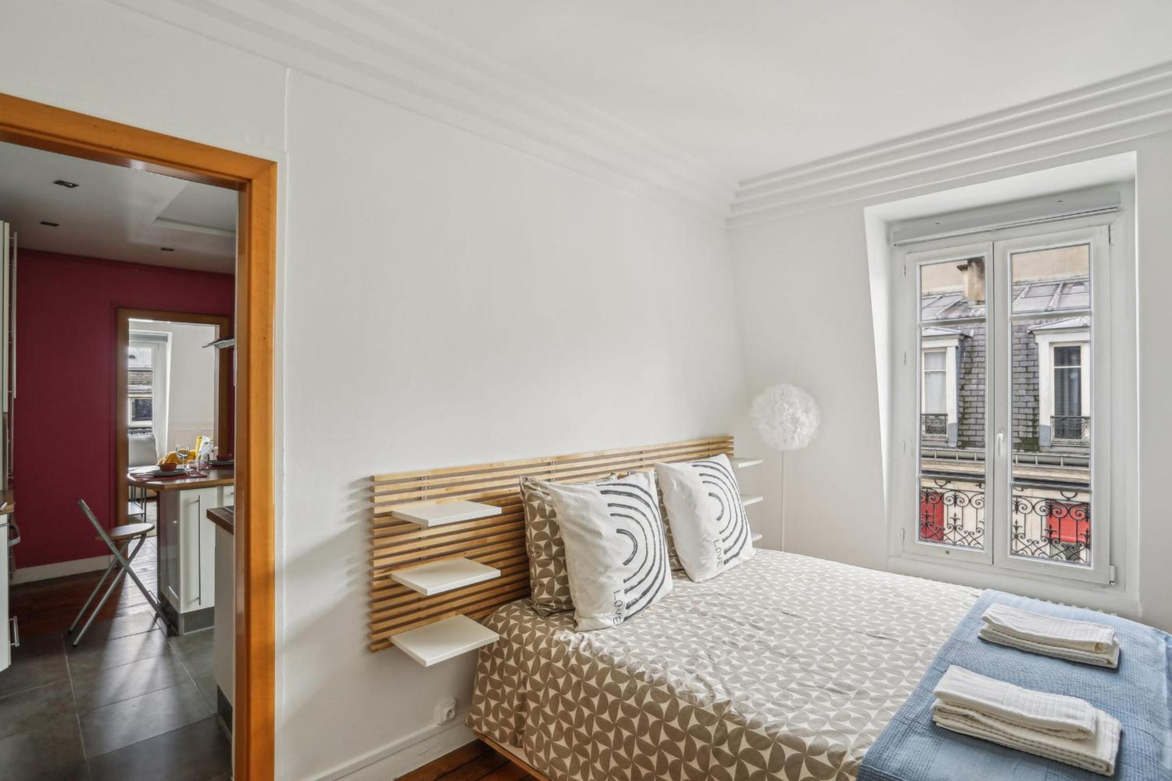 Arc de Triomphe - Lauriston 1bdr by B'Your Home