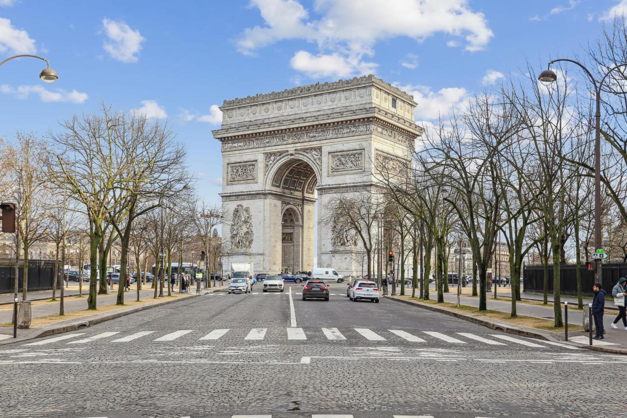 Arc de Triomphe - Lauriston 1bdr by B'Your Home