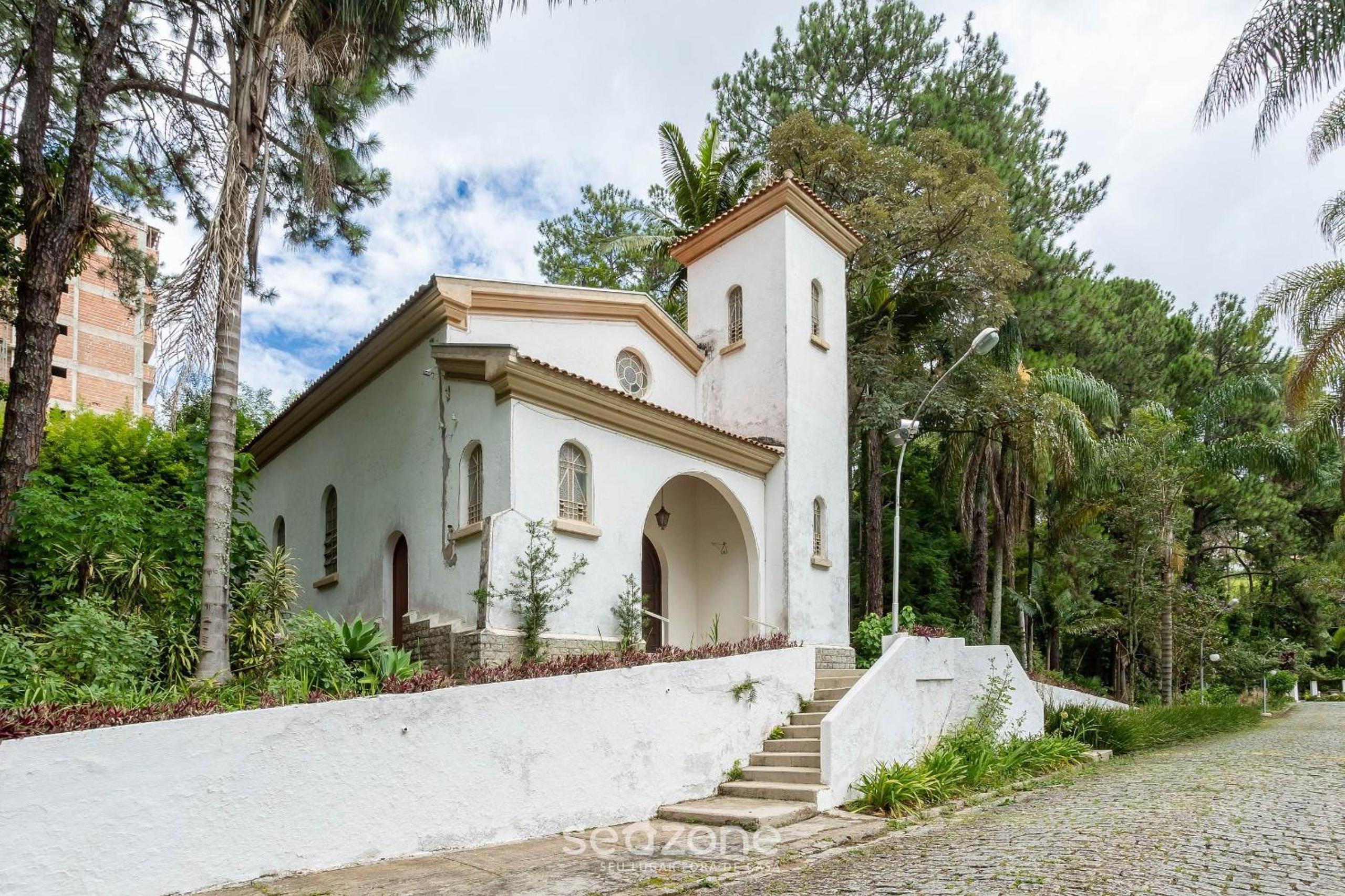 Beautiful Condominium with Leisure in Poços de Caldas - QUI