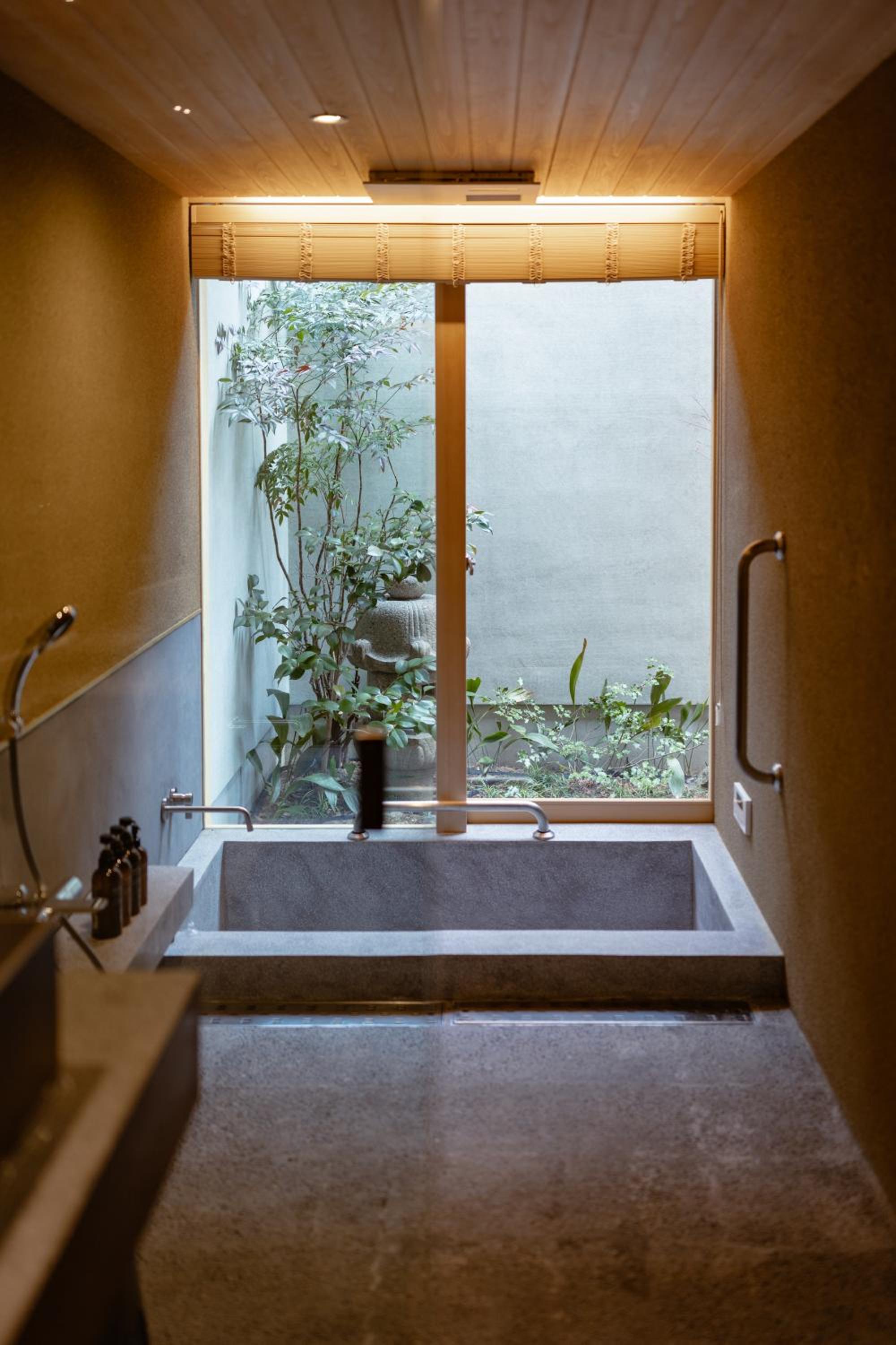Aostay Ito Machiya Gion Shirakawa