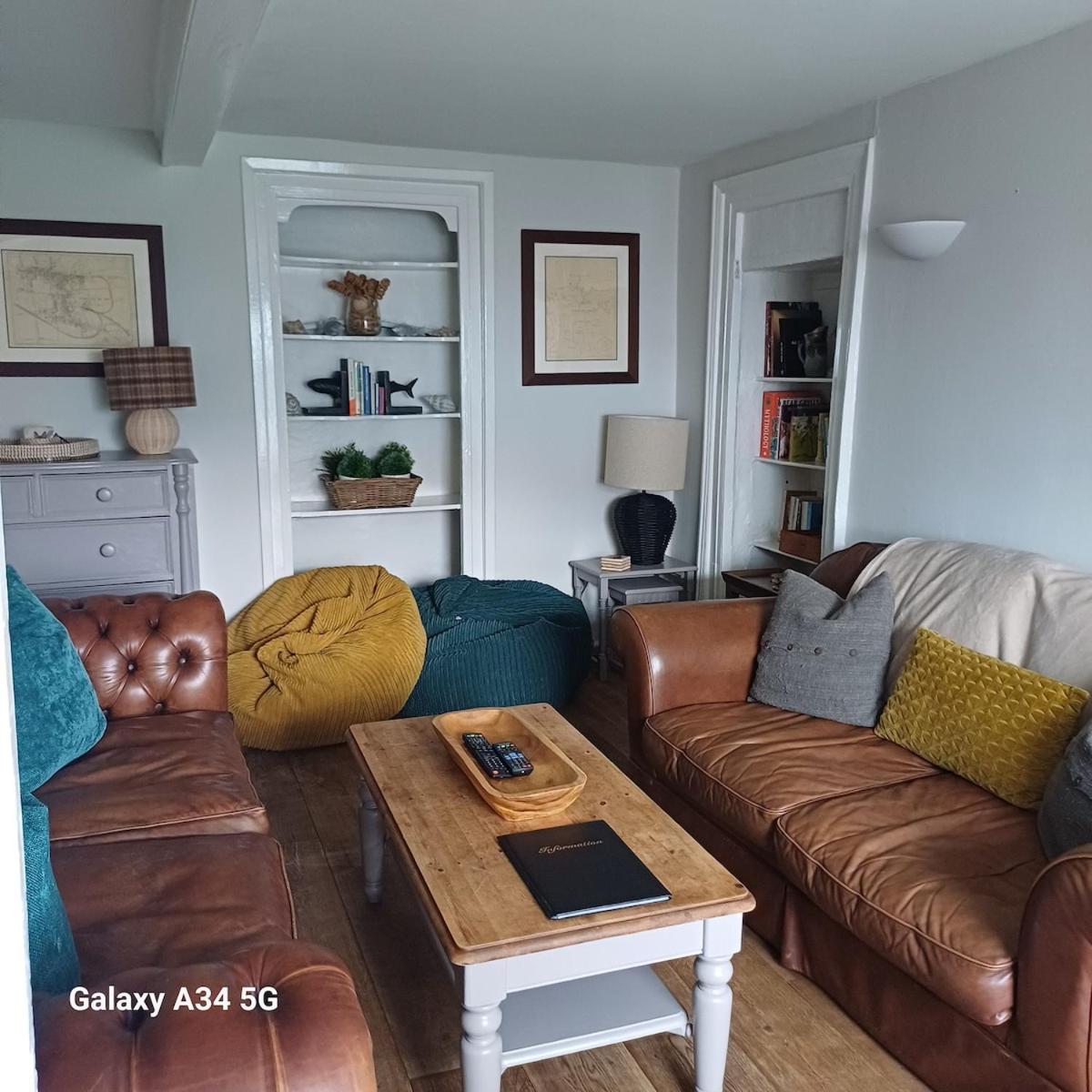 The Homestead - Family and Dog Friendly Home for upto 10