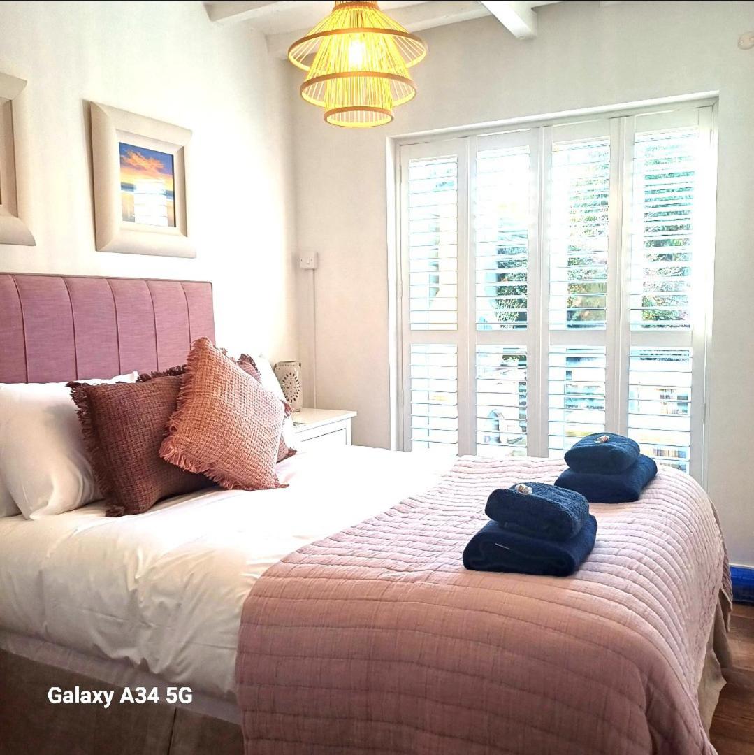 The Homestead - Family and Dog Friendly Home for upto 10