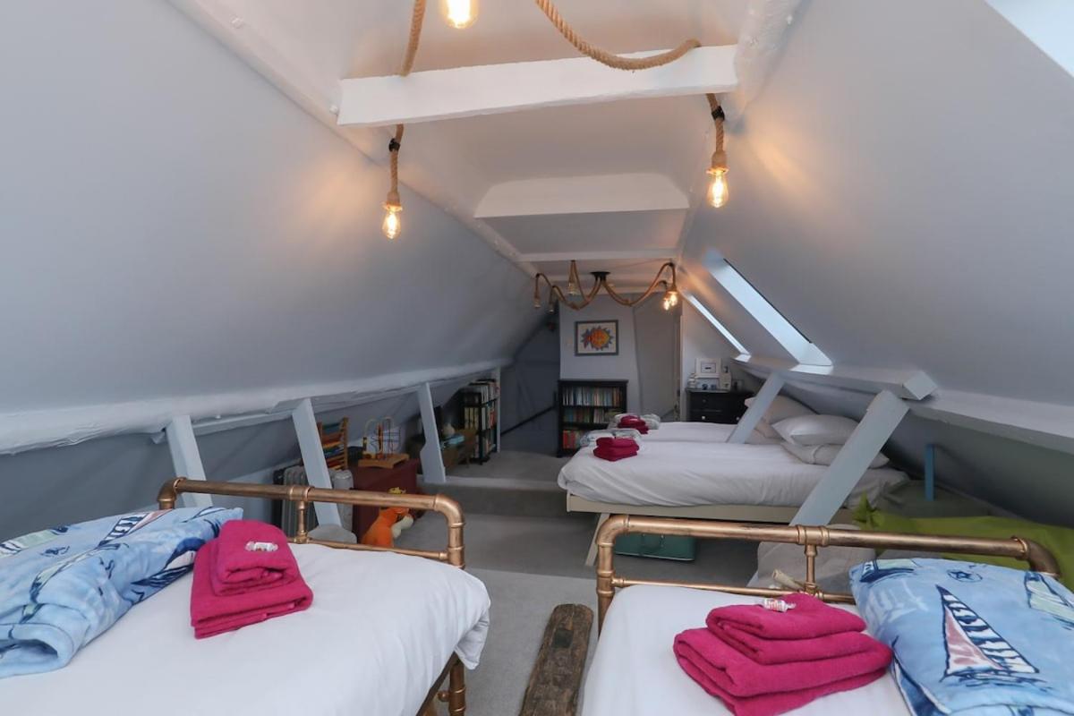 The Homestead - Family and Dog Friendly Home for upto 10