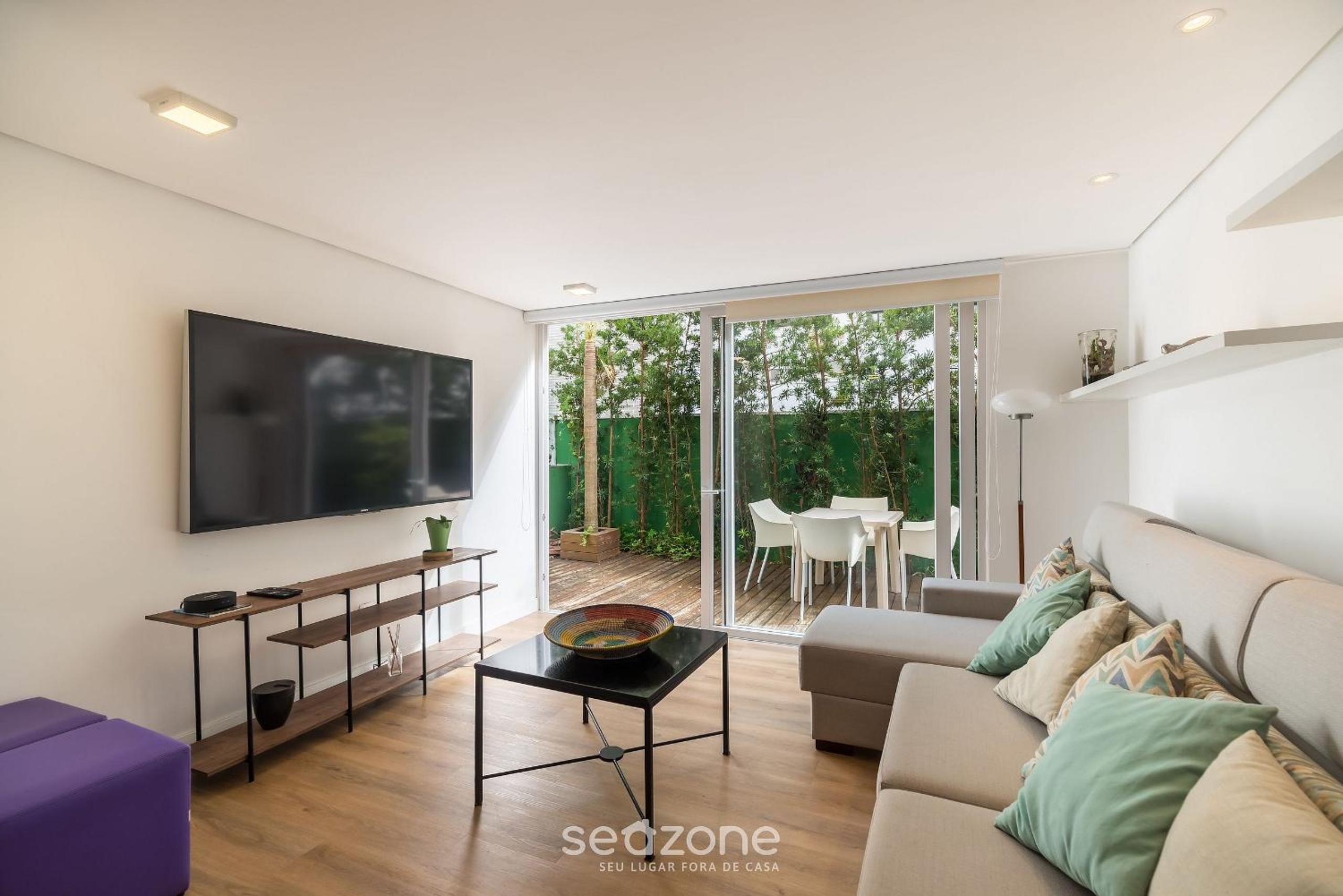 Beautiful Apart w/ Balcony 500m from Beach NNG0102