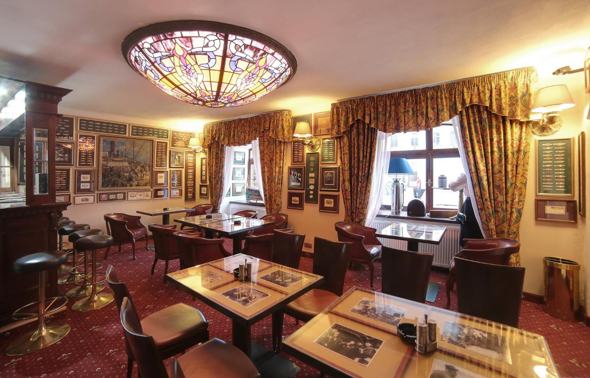 Pension Masonic House