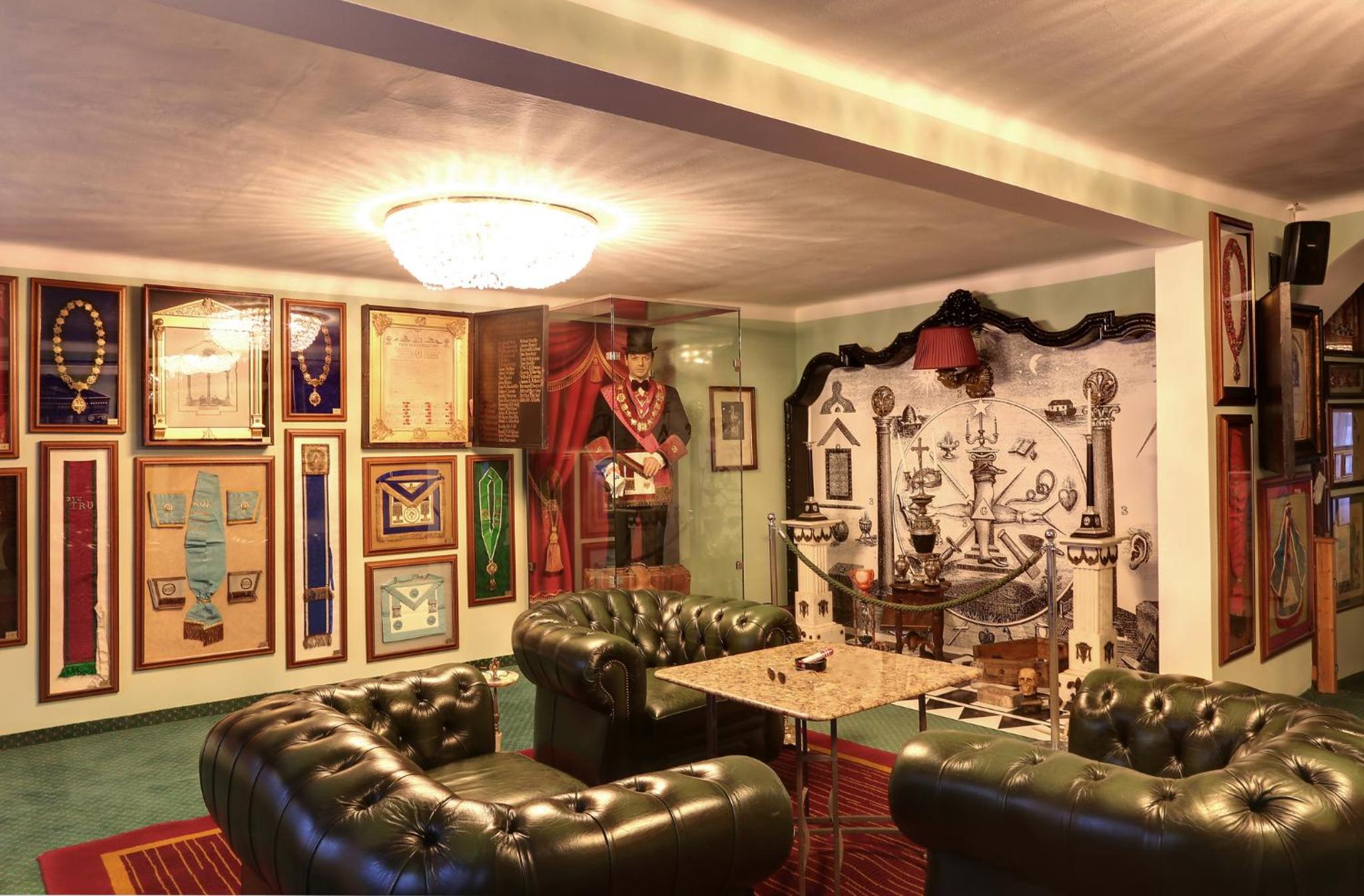 Pension Masonic House