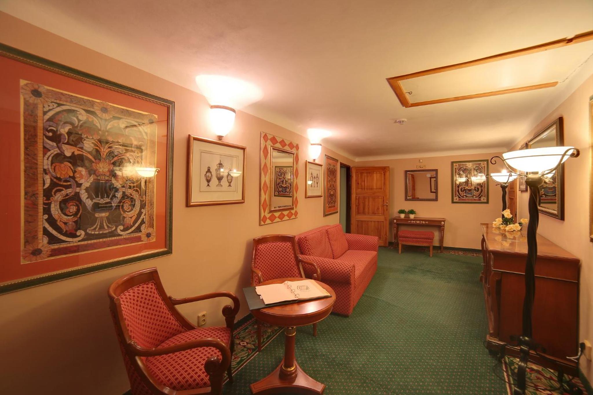 Pension Masonic House
