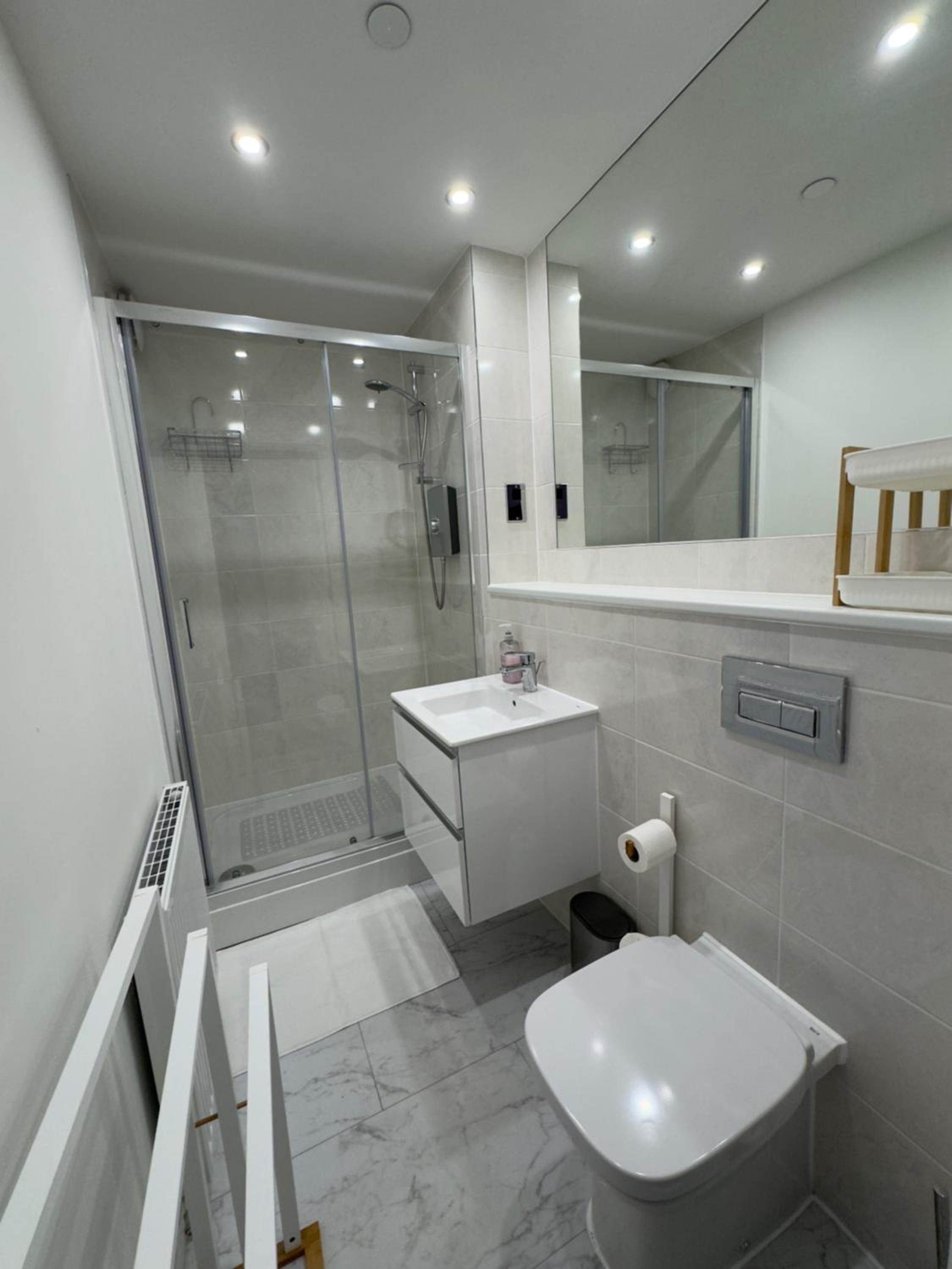 Modern Flat in Glasgow City FREE Parking & Wifi