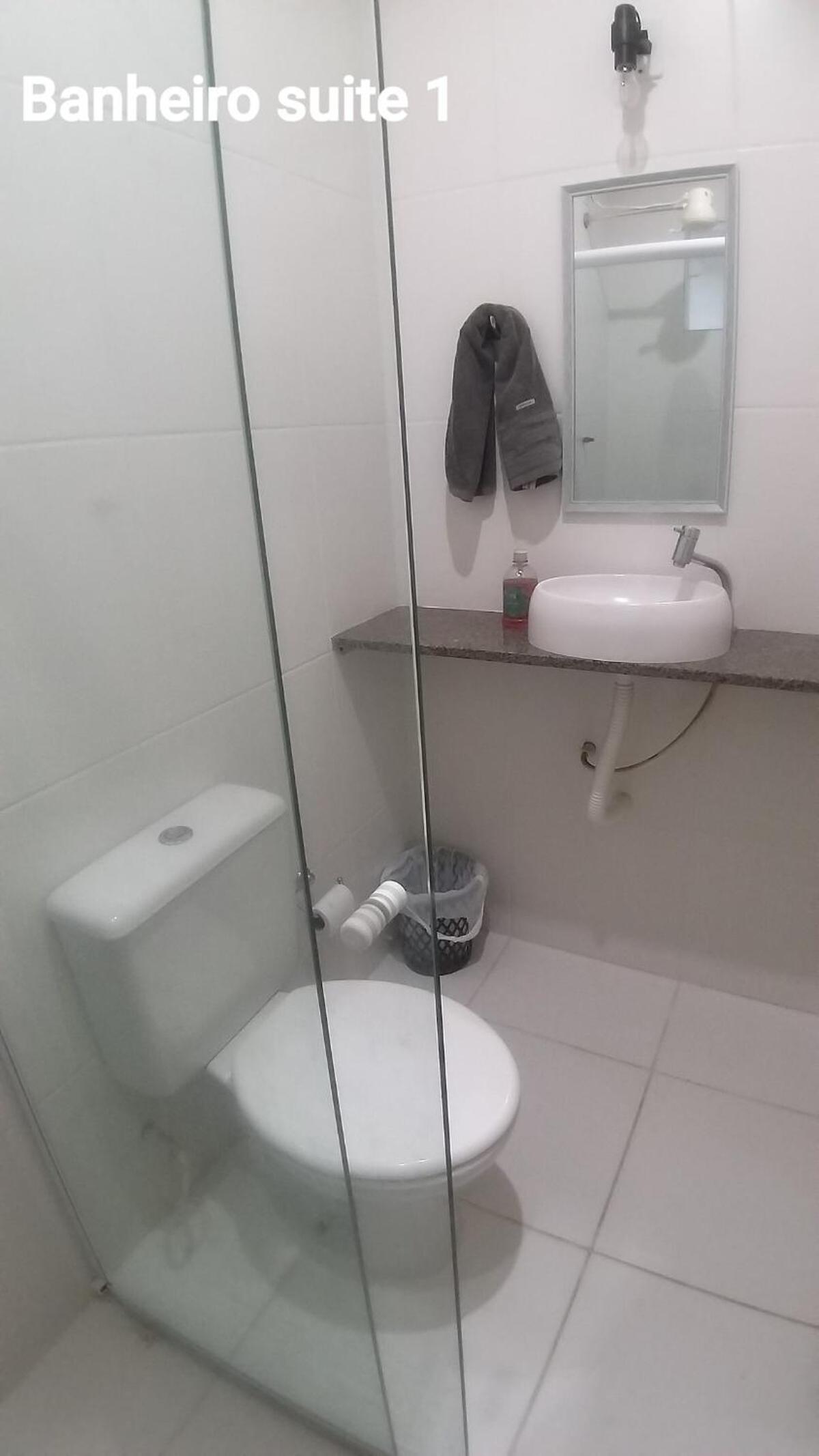 Casa com Ar Condicionado e Wifi 5G no Parque Mambucaba Na entrada do bairro