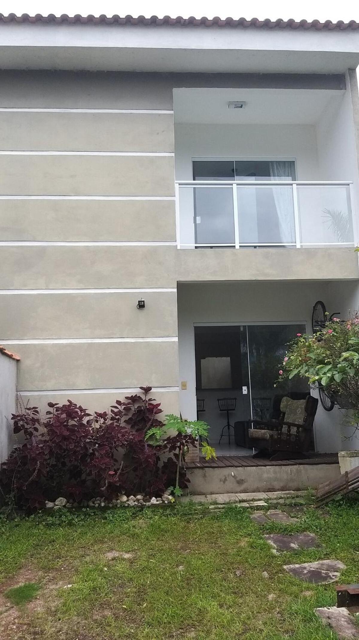 Casa com Ar Condicionado e Wifi 5G no Parque Mambucaba Na entrada do bairro
