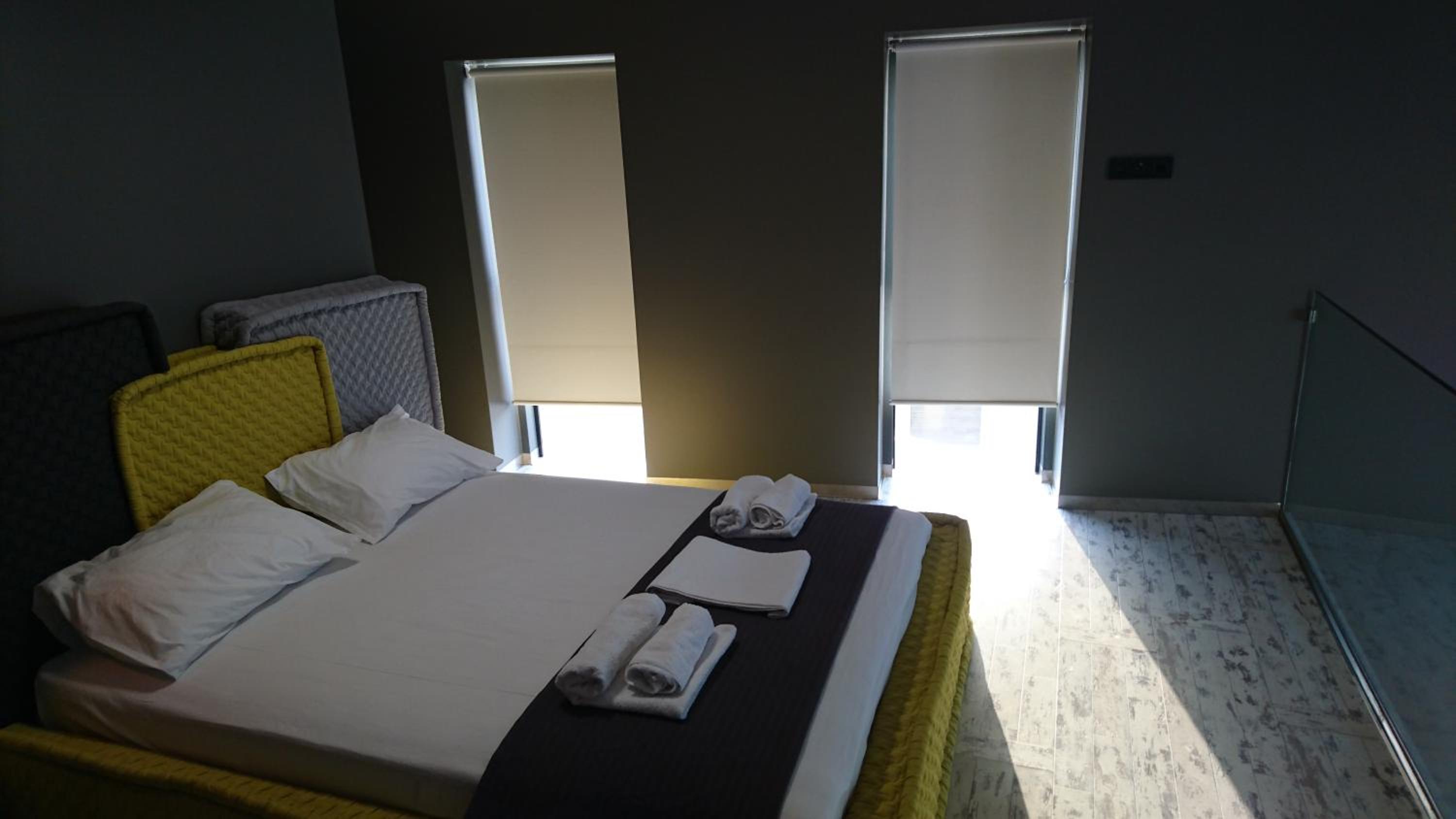 Athina Art Apartments