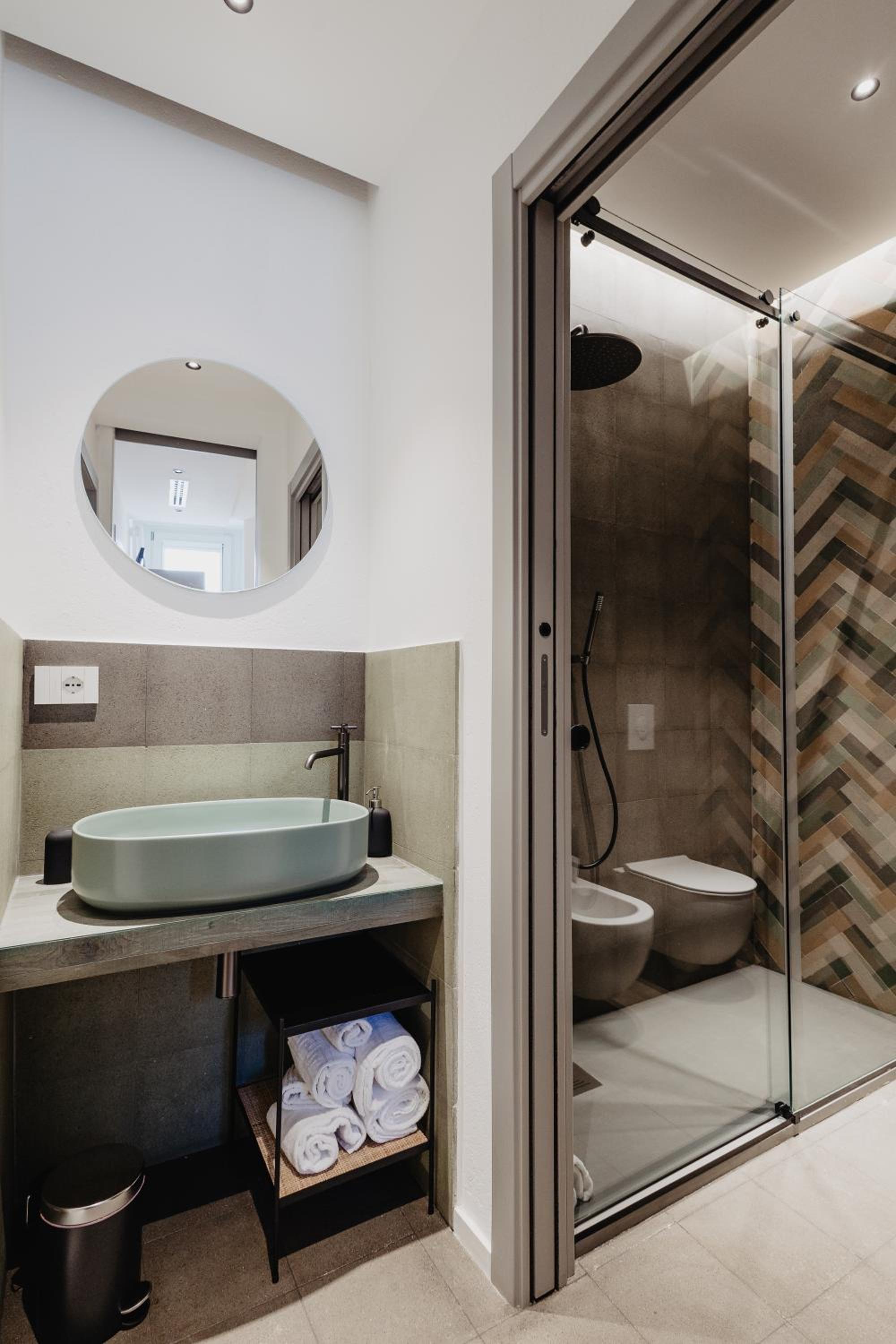 Monachile Apartments & Terrrace- Housea